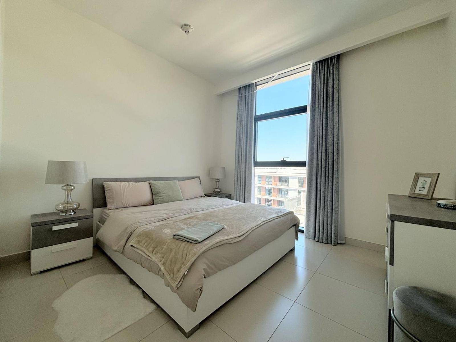 Charming 3 Bedrooms In Hills * Dubai