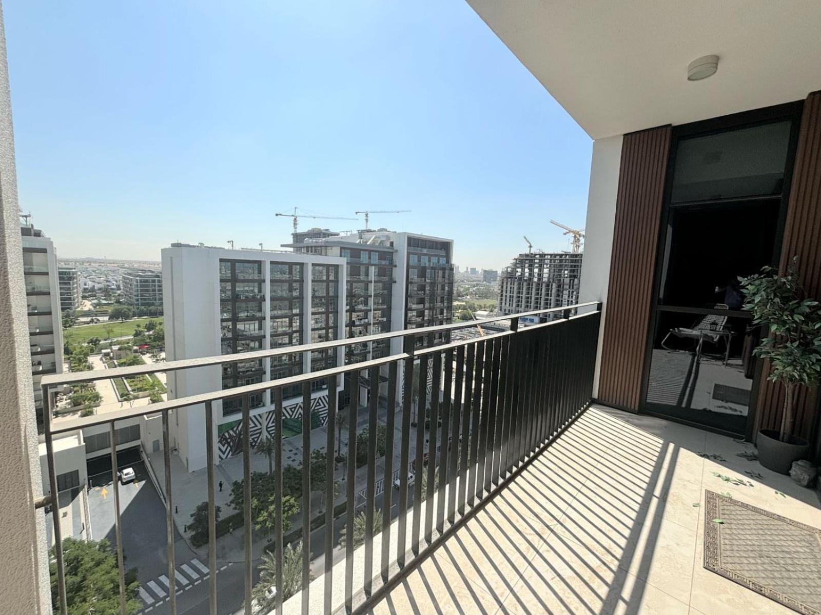 Charming 3 Bedrooms In Hills Apartment