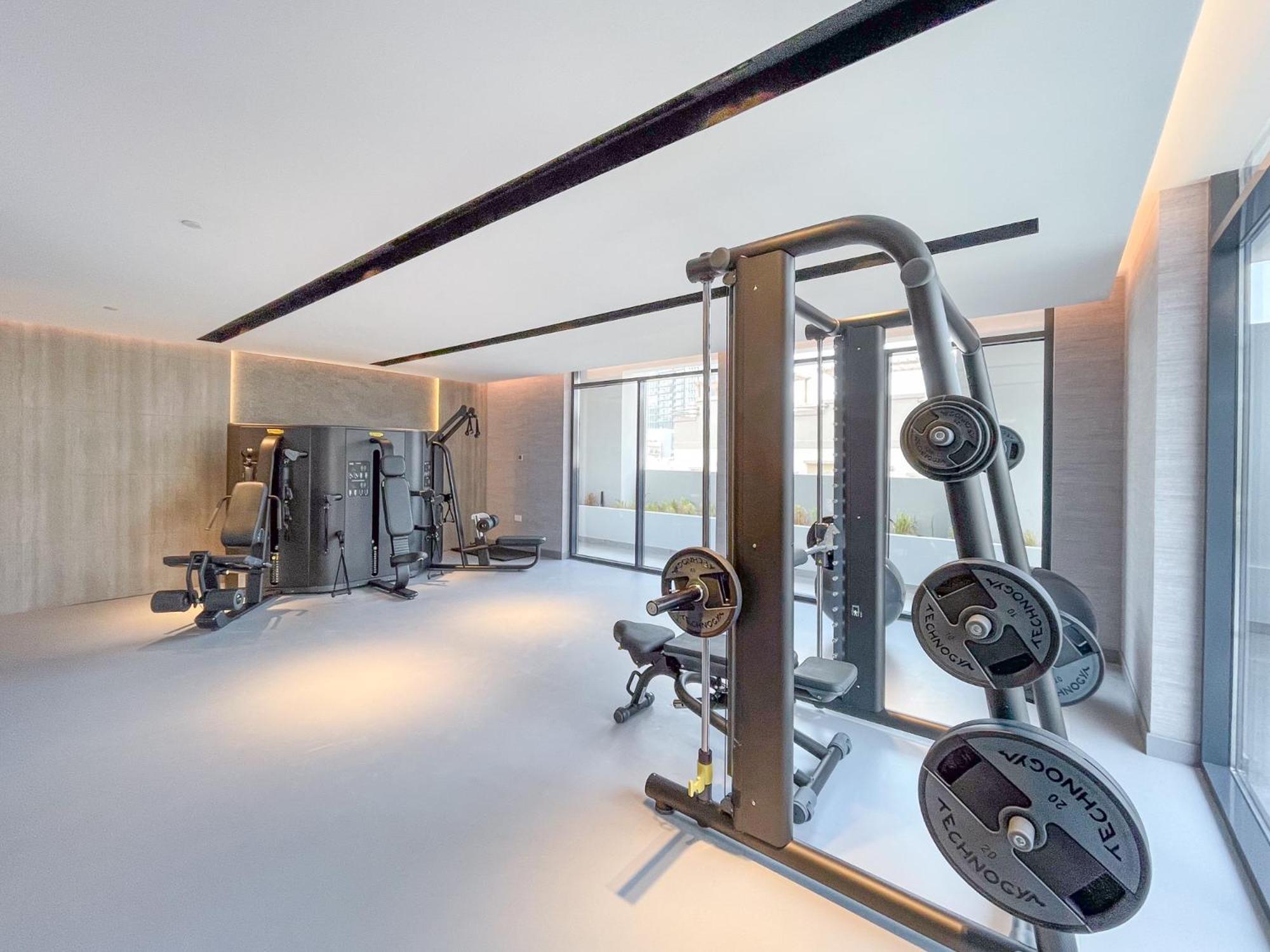 New Listing - Amenities In Jvc Apartment