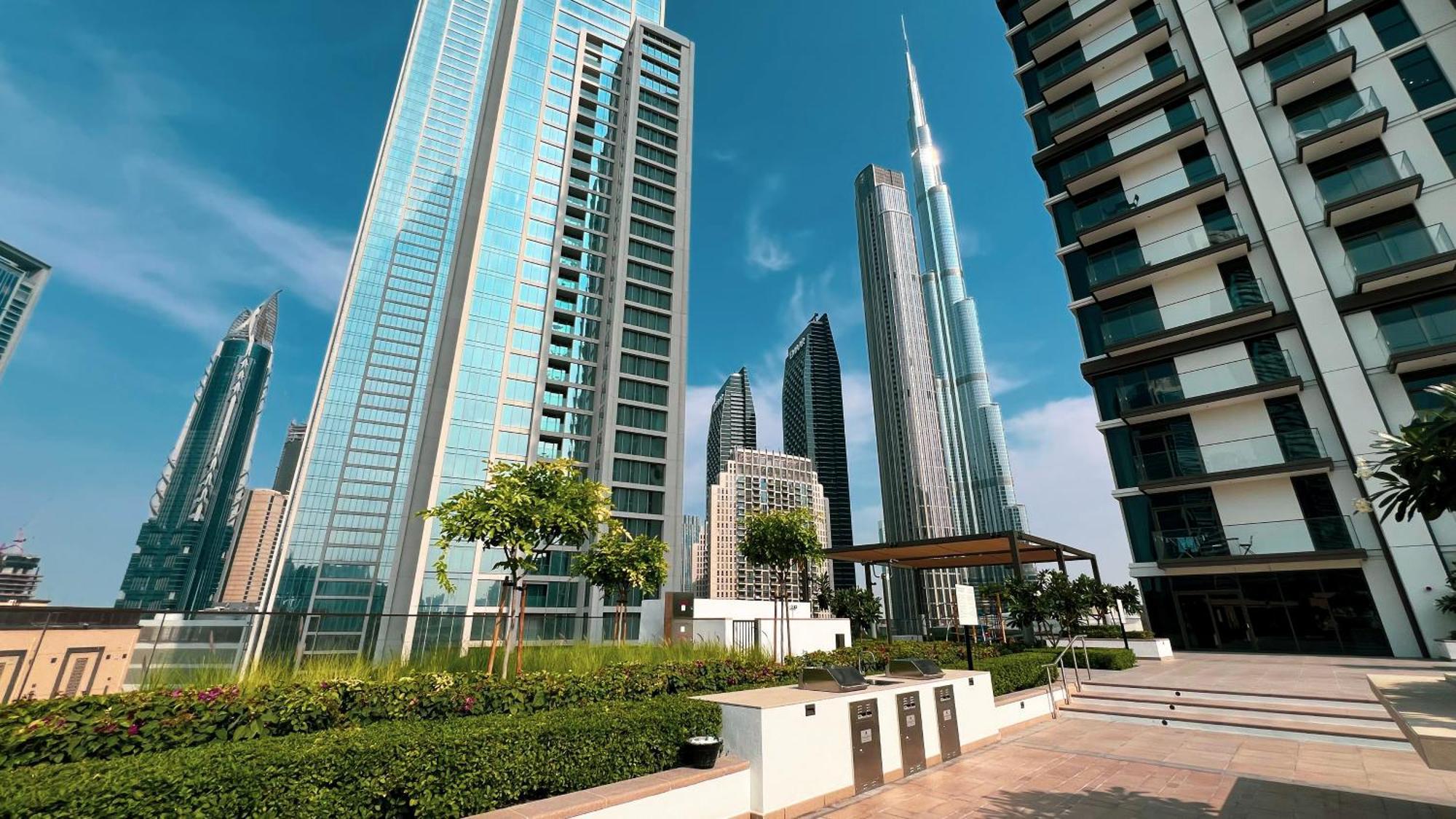 Luxury 4br Burj Khalifa View Mall * Dubai
