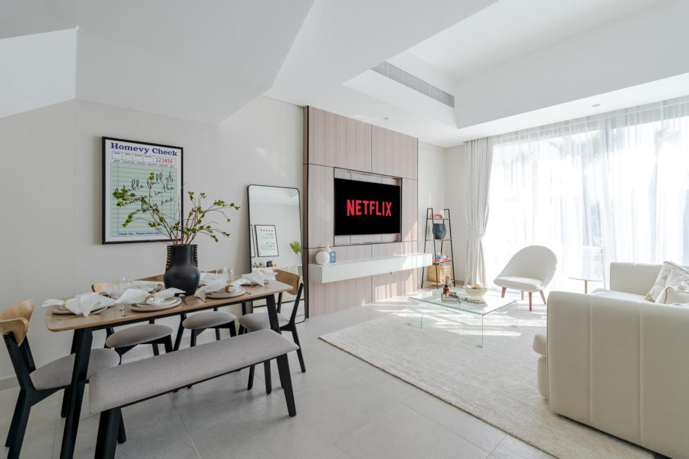 New Family With Ps5, Garden And Playroom Villa