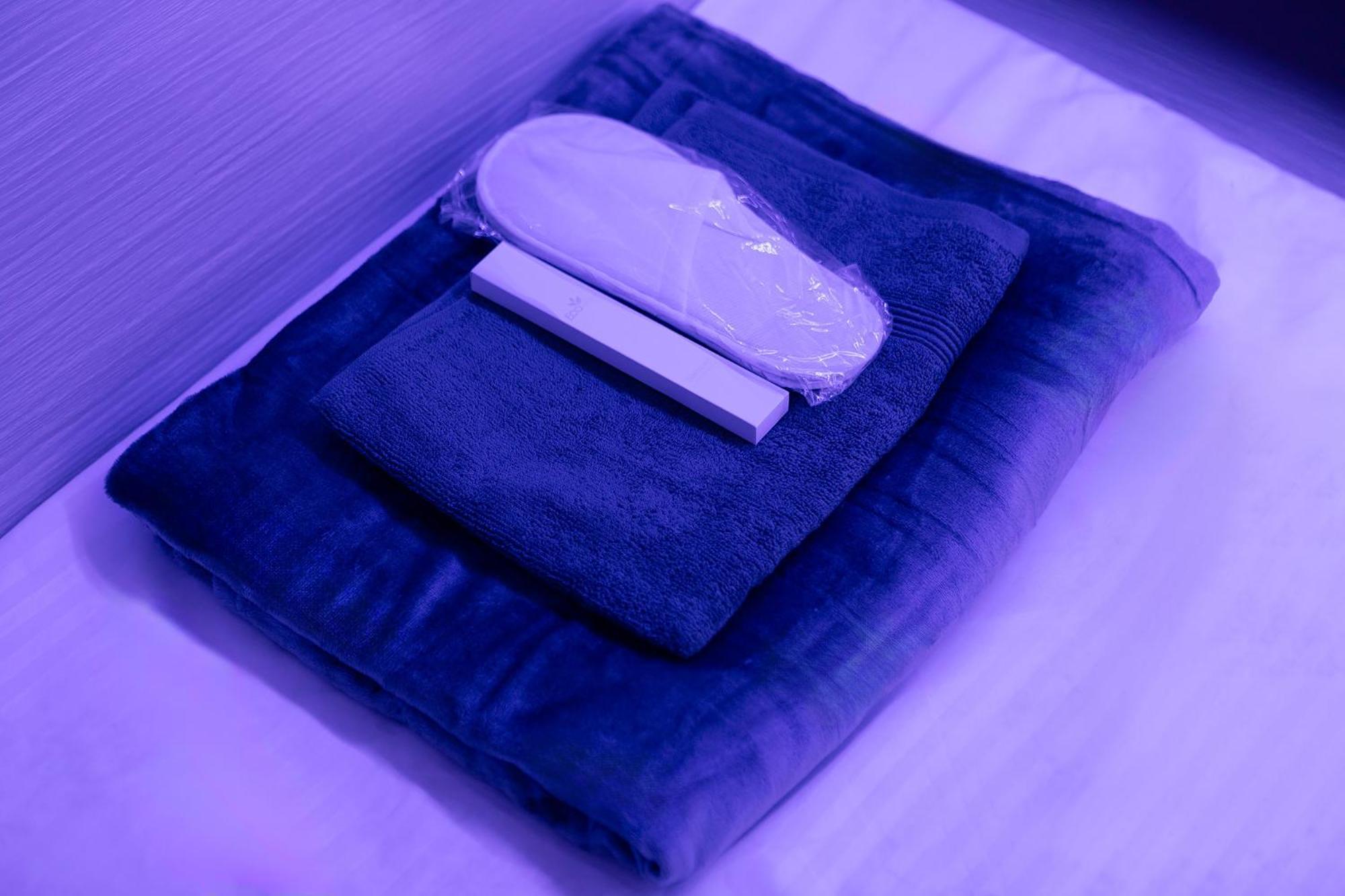 Berloga Capsule Jbr Capsule hotel *
