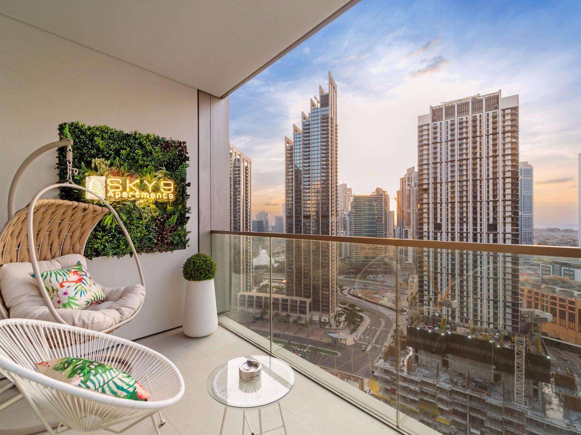 Sky9 Downtown Apartment *