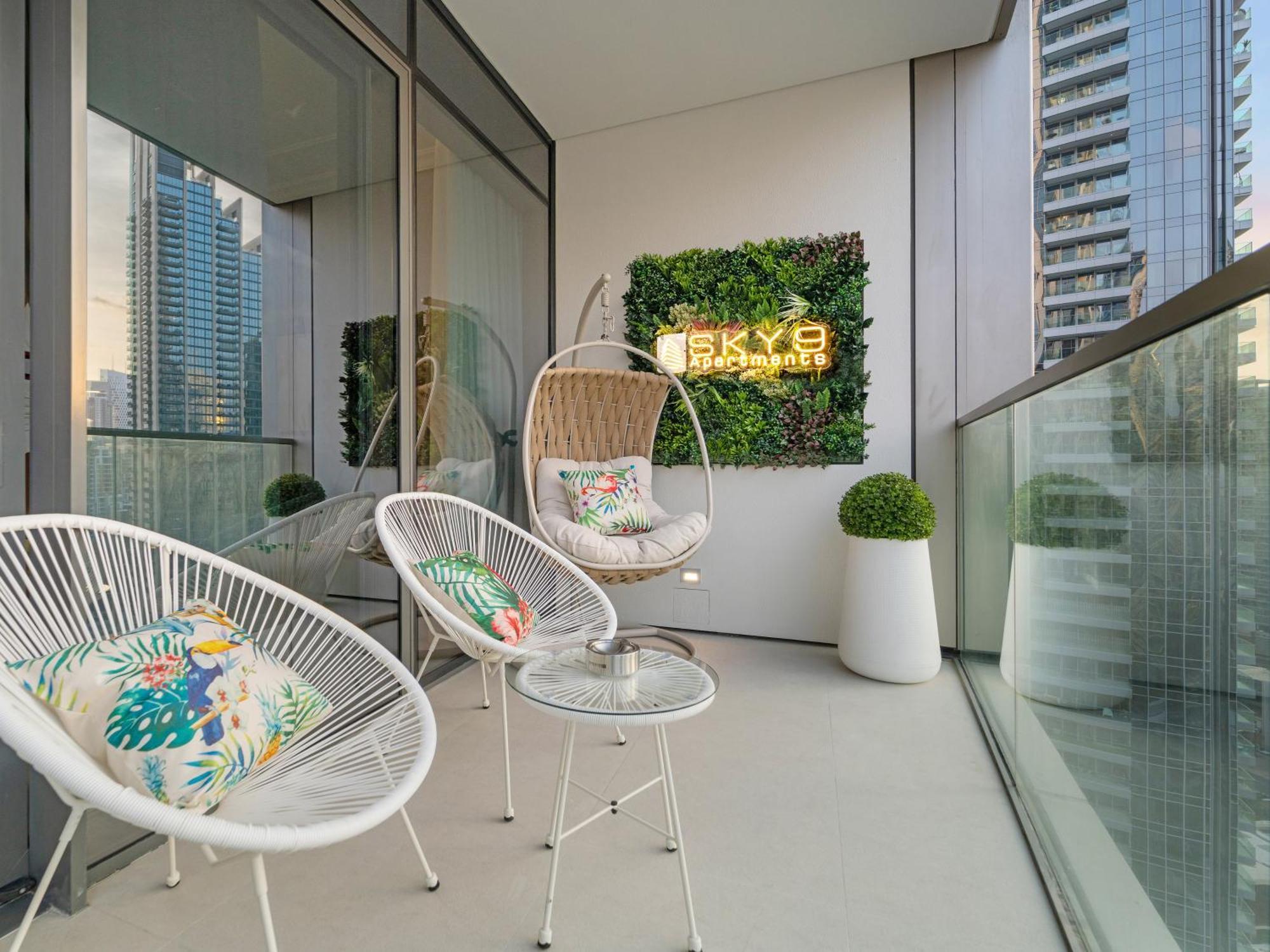 Sky9 Downtown Apartment *