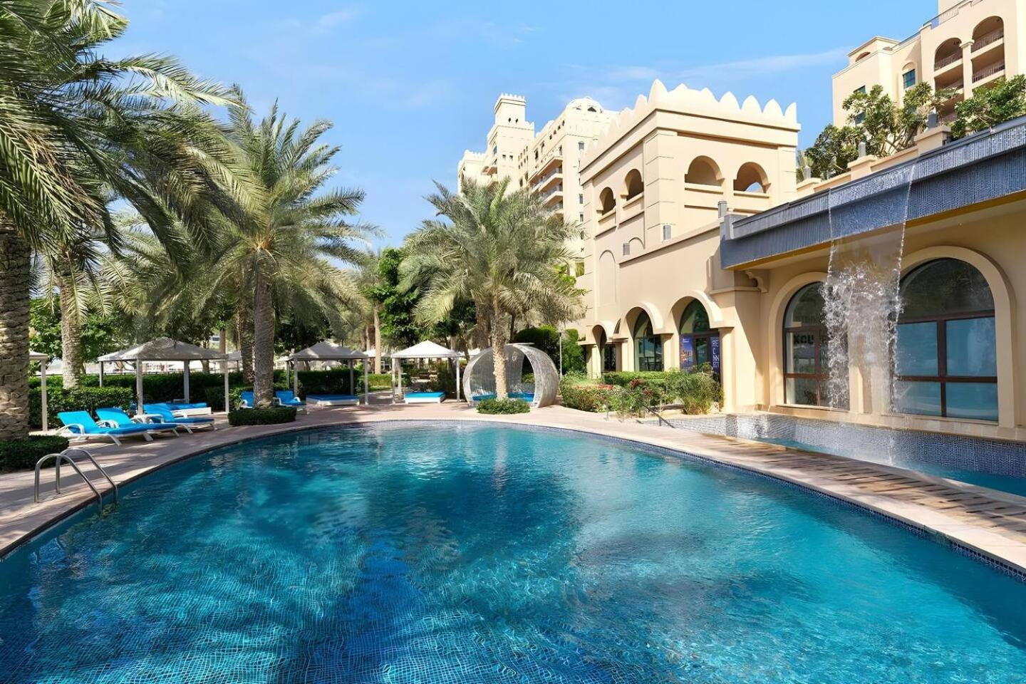 Luxe 2br Golden Mile 5sleeps 6beach Access * Dubai