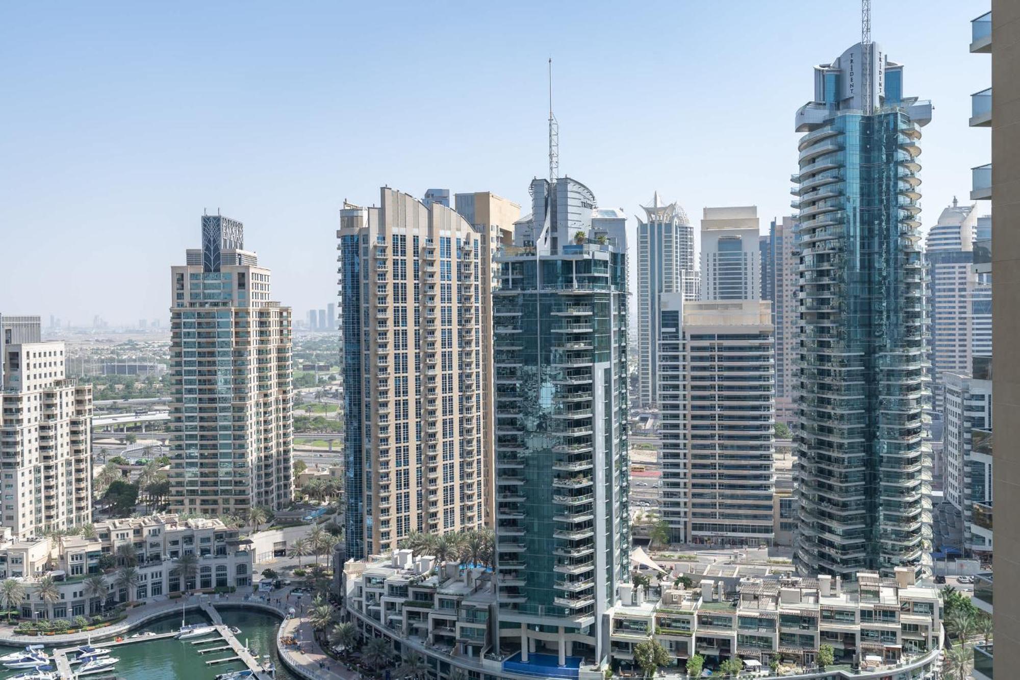 Exquisite 3-bedrooms At Marina Terrace With Striking Views Of Marina! Dubai
