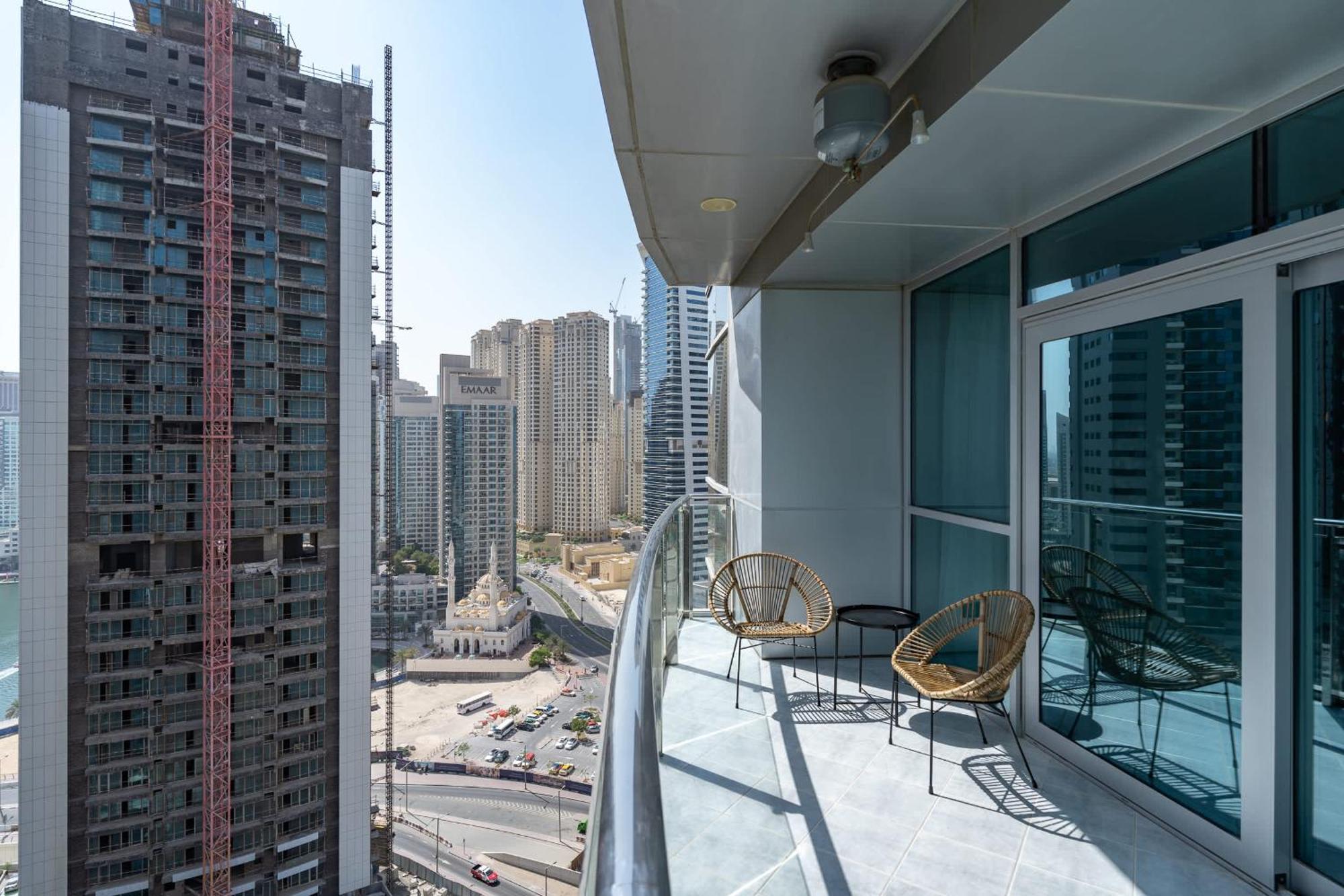 Exquisite 3-bedrooms At Marina Terrace With Striking Views Of Marina! * Dubai