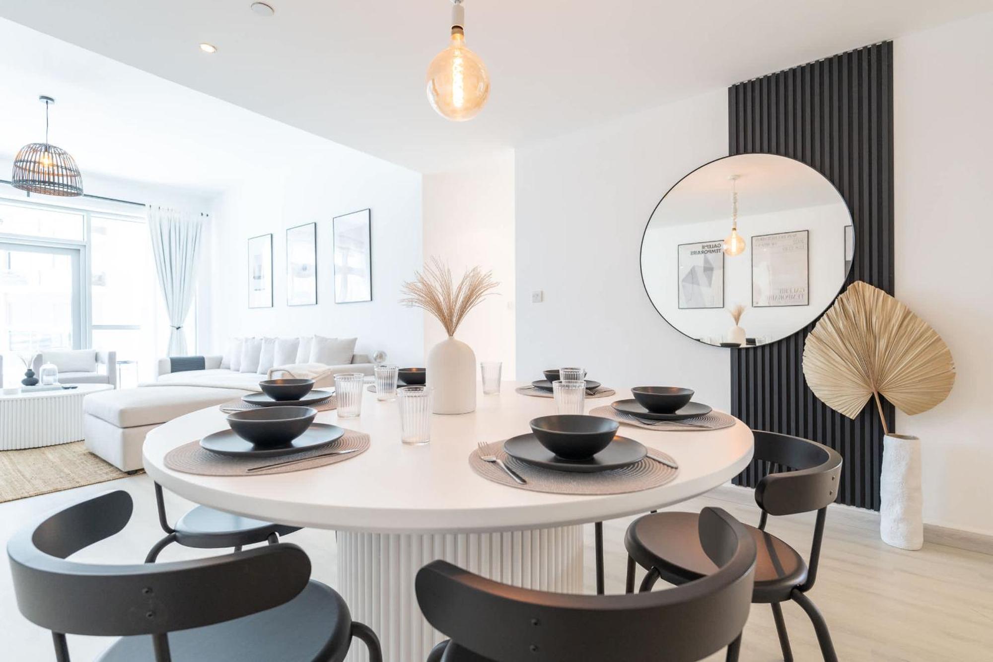 Apartment Exquisite 3-bedrooms At Marina Terrace With Striking Views Of Marina! *
