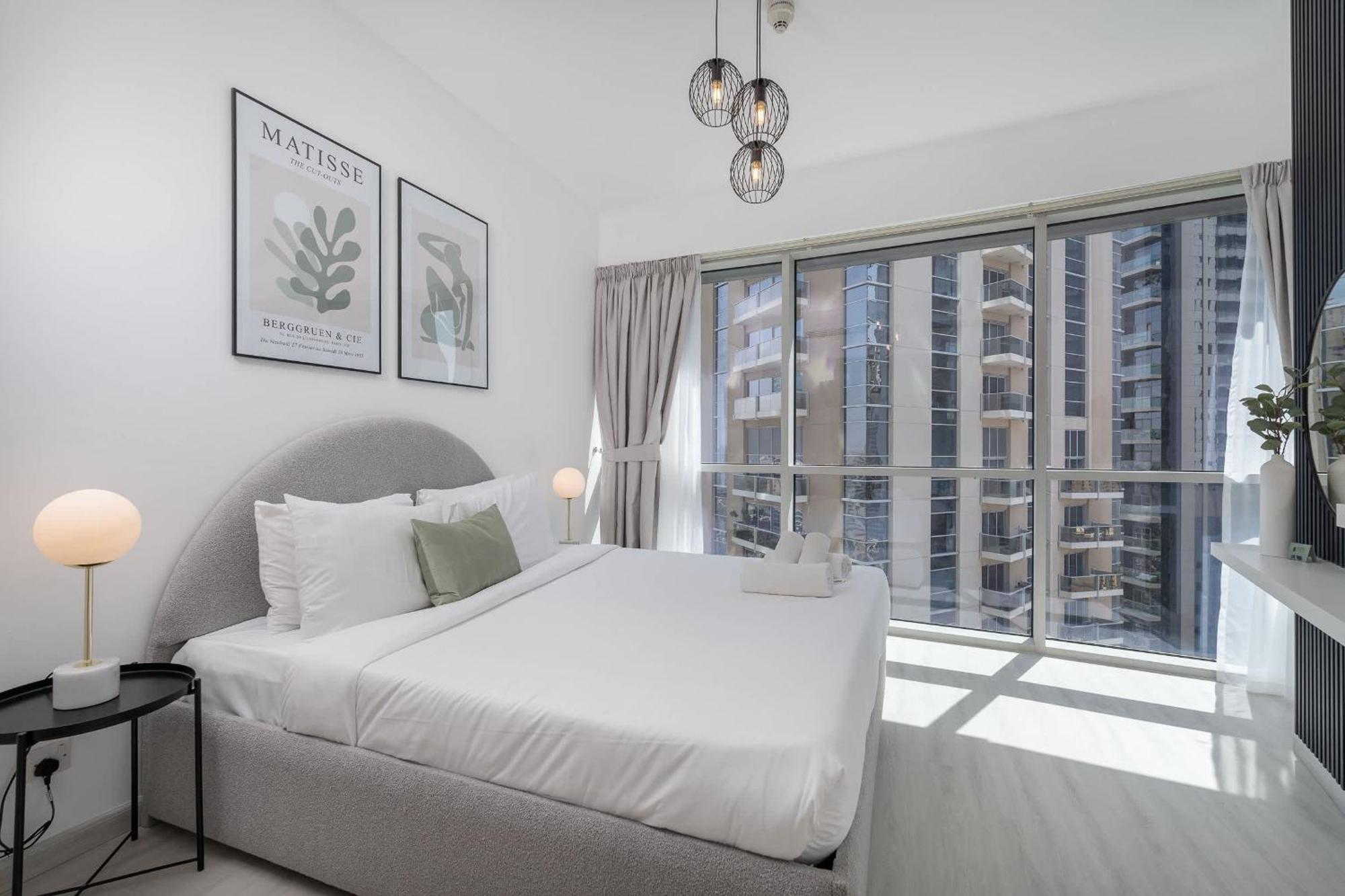 Apartment Exquisite 3-bedrooms At Marina Terrace With Striking Views Of Marina! Dubai