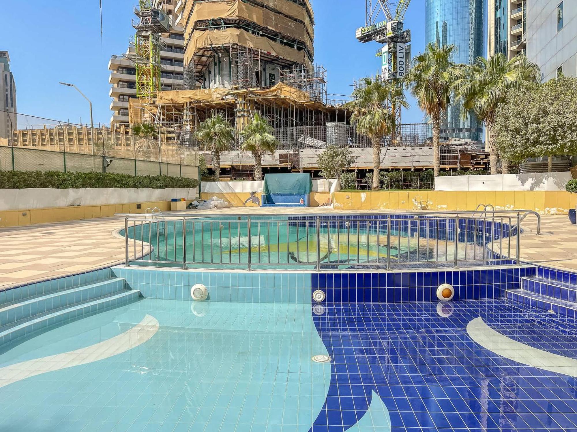 Exquisite 3-bedrooms At Marina Terrace With Striking Views Of Marina! *