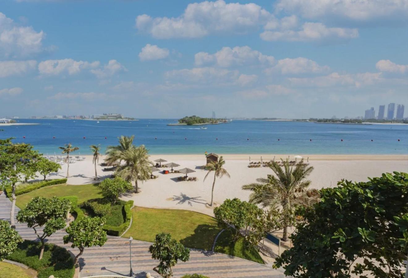 Cosy Palm Jumeirah 1 Bedroom - Perfect Location * Dubai
