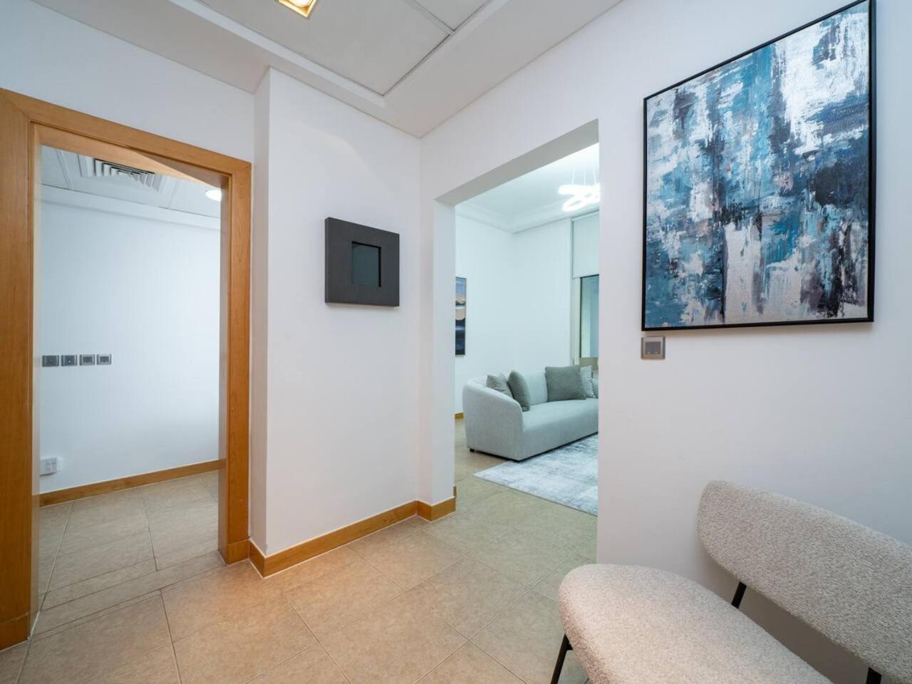 Cosy Palm Jumeirah 1 Bedroom - Perfect Location Apartment