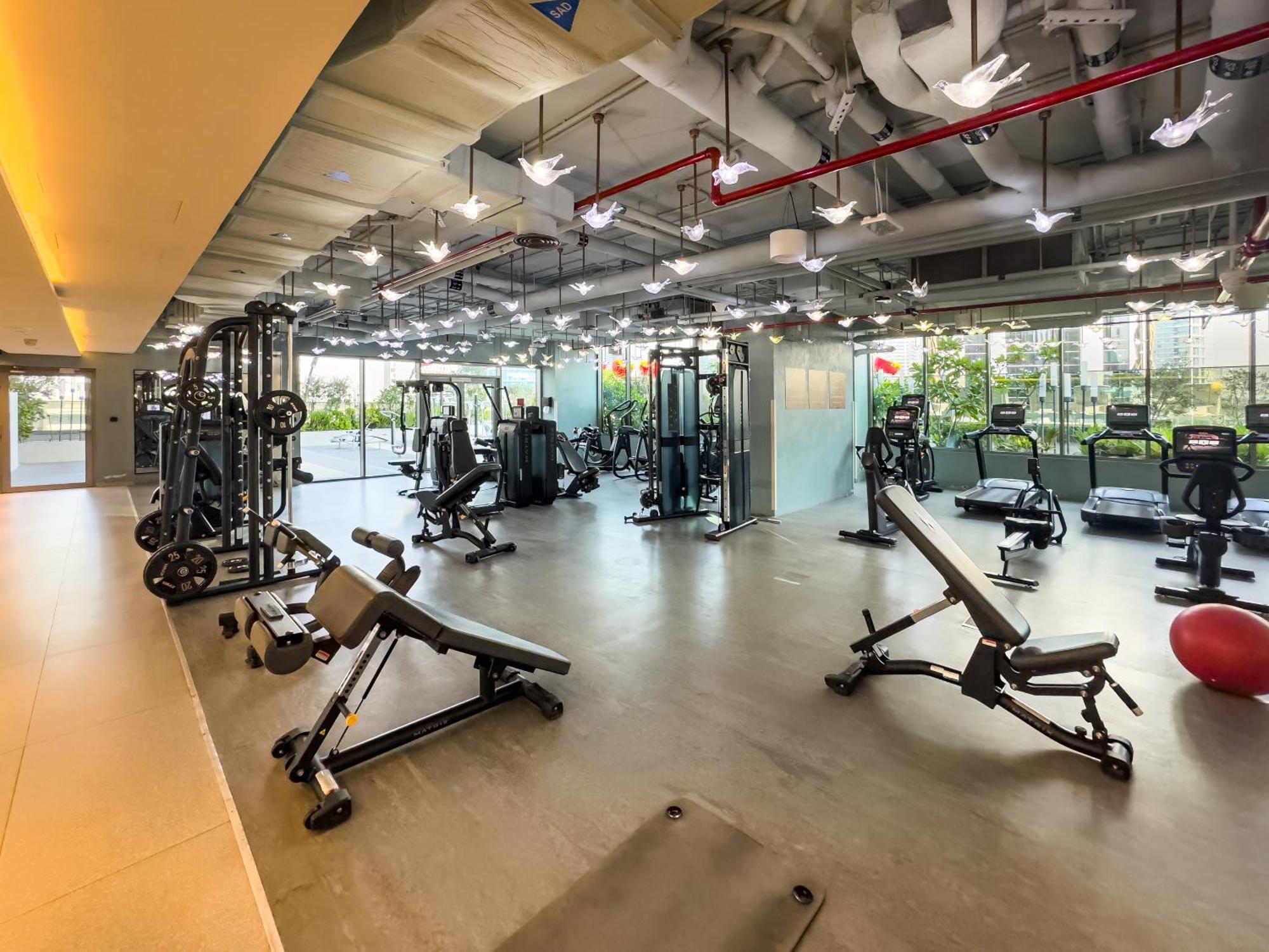 Chic 2br Near Mall & Burj L Canal & View I 5 Pax Apartment Dubai