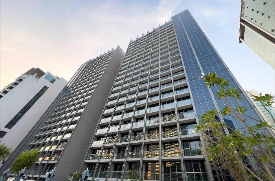 Vogue The Sterling By Omniyat With Balcony Walkable To Burj Khalifa And The Mall Apartment