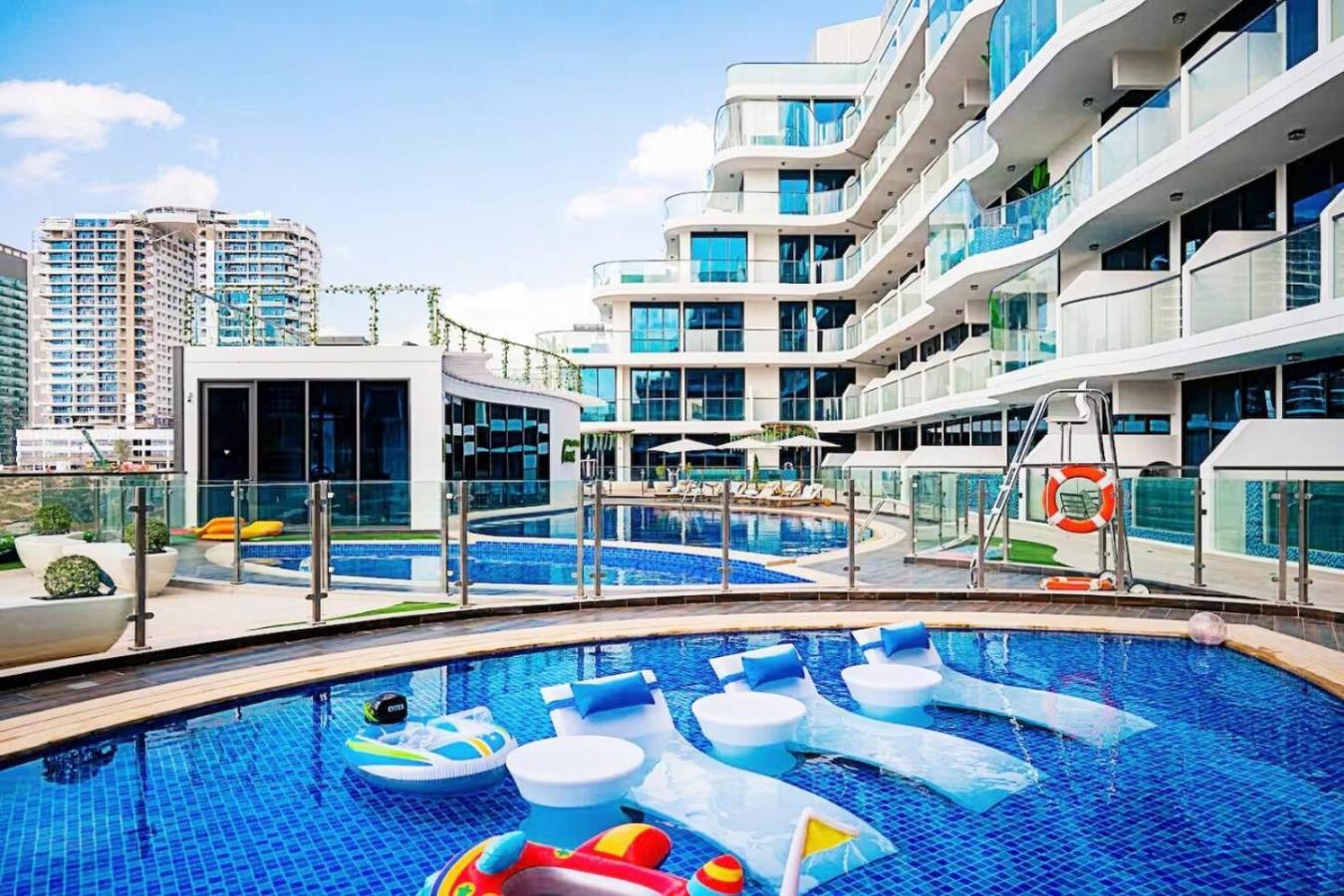 At Park Views In Samana Al Barsha By Vibel Apartment *