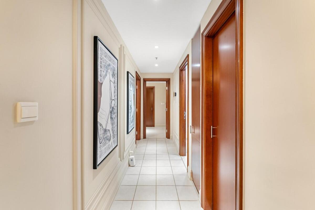 Apartment First Class 3br Luxurious Marina Escape Dubai