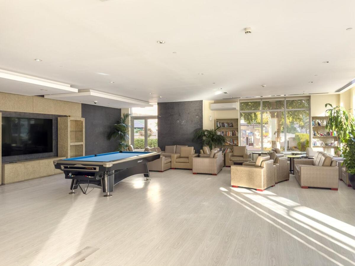 First Class 3br Luxurious Marina Escape Apartment