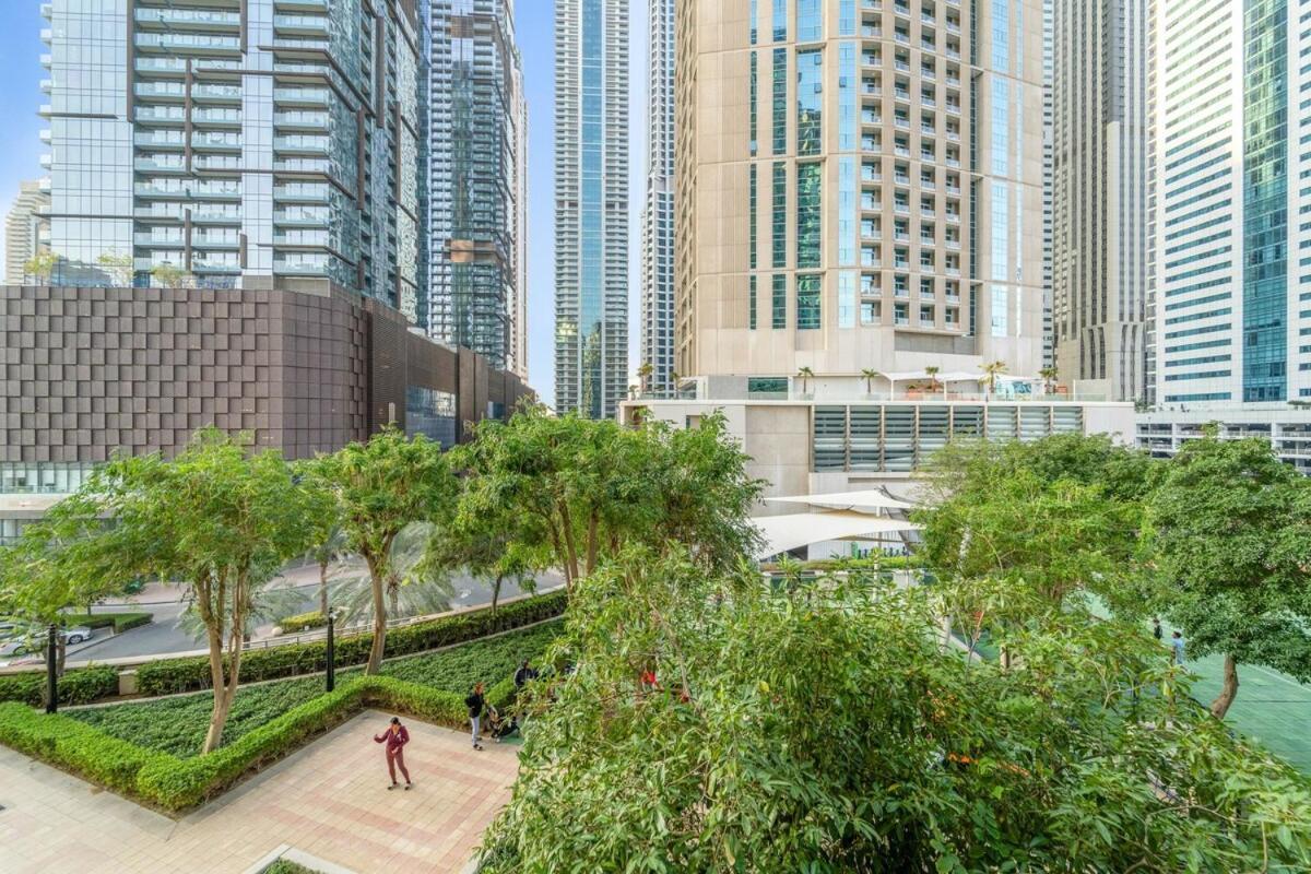 First Class 3br Luxurious Marina Escape * Dubai