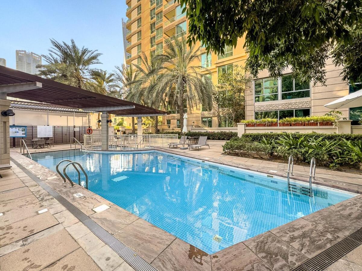 First Class 3br Luxurious Marina Escape Apartment Dubai