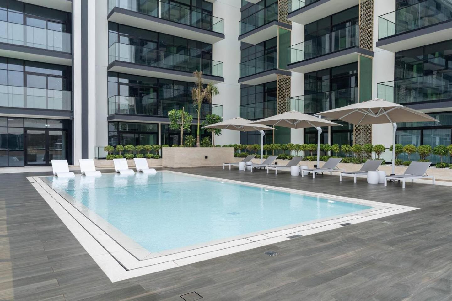 Modern And Spacious 1 Bedroom In Jvc * Dubai