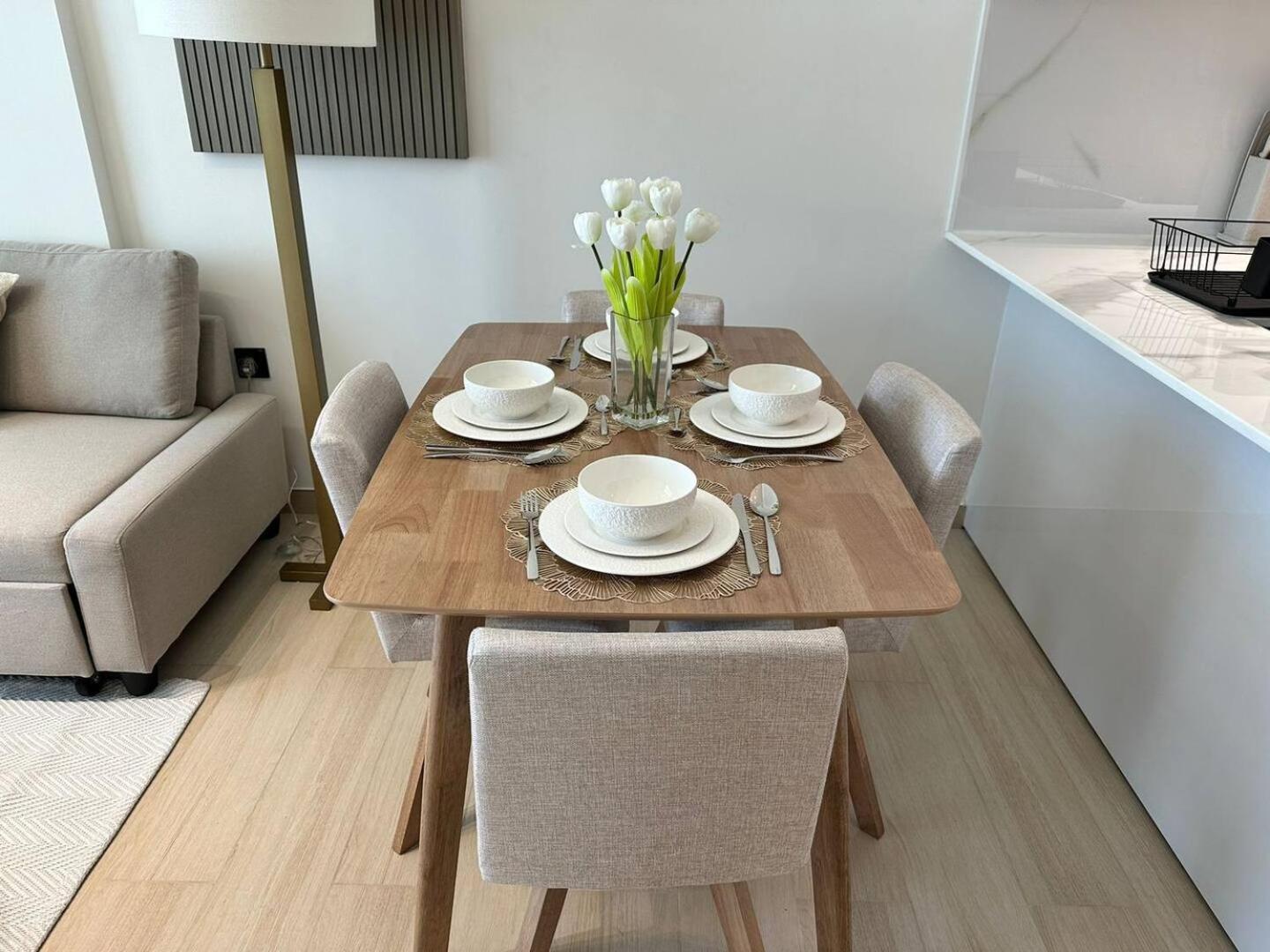 Modern And Spacious 1 Bedroom In Jvc Apartment Dubai