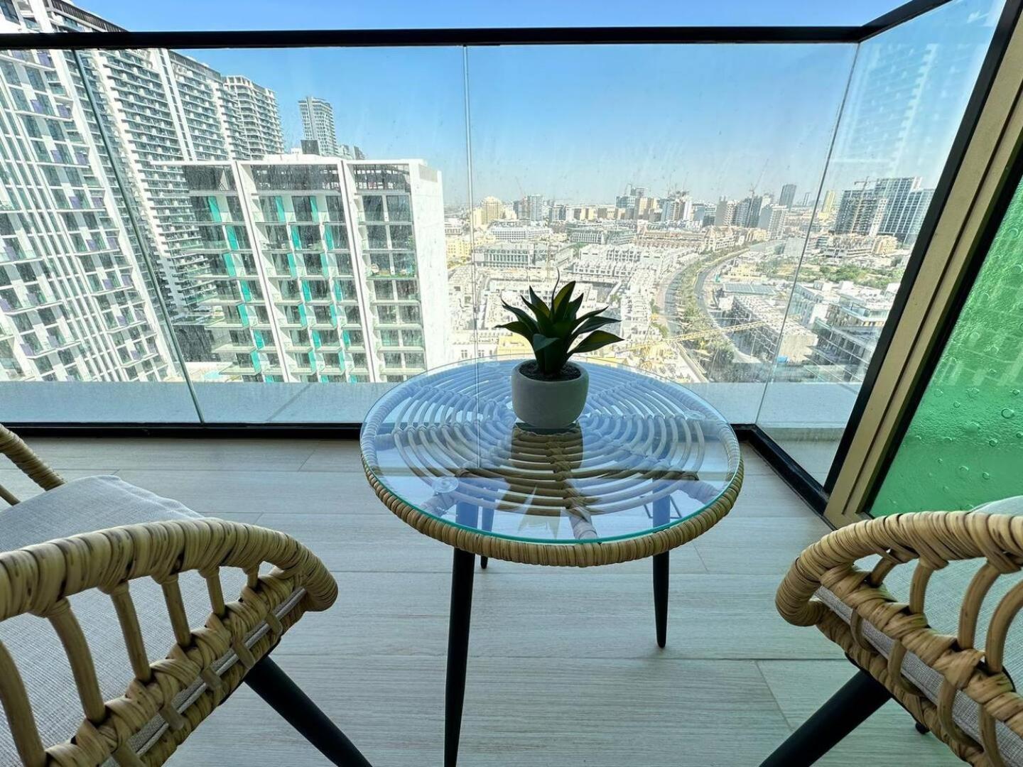 Apartment Modern And Spacious 1 Bedroom In Jvc