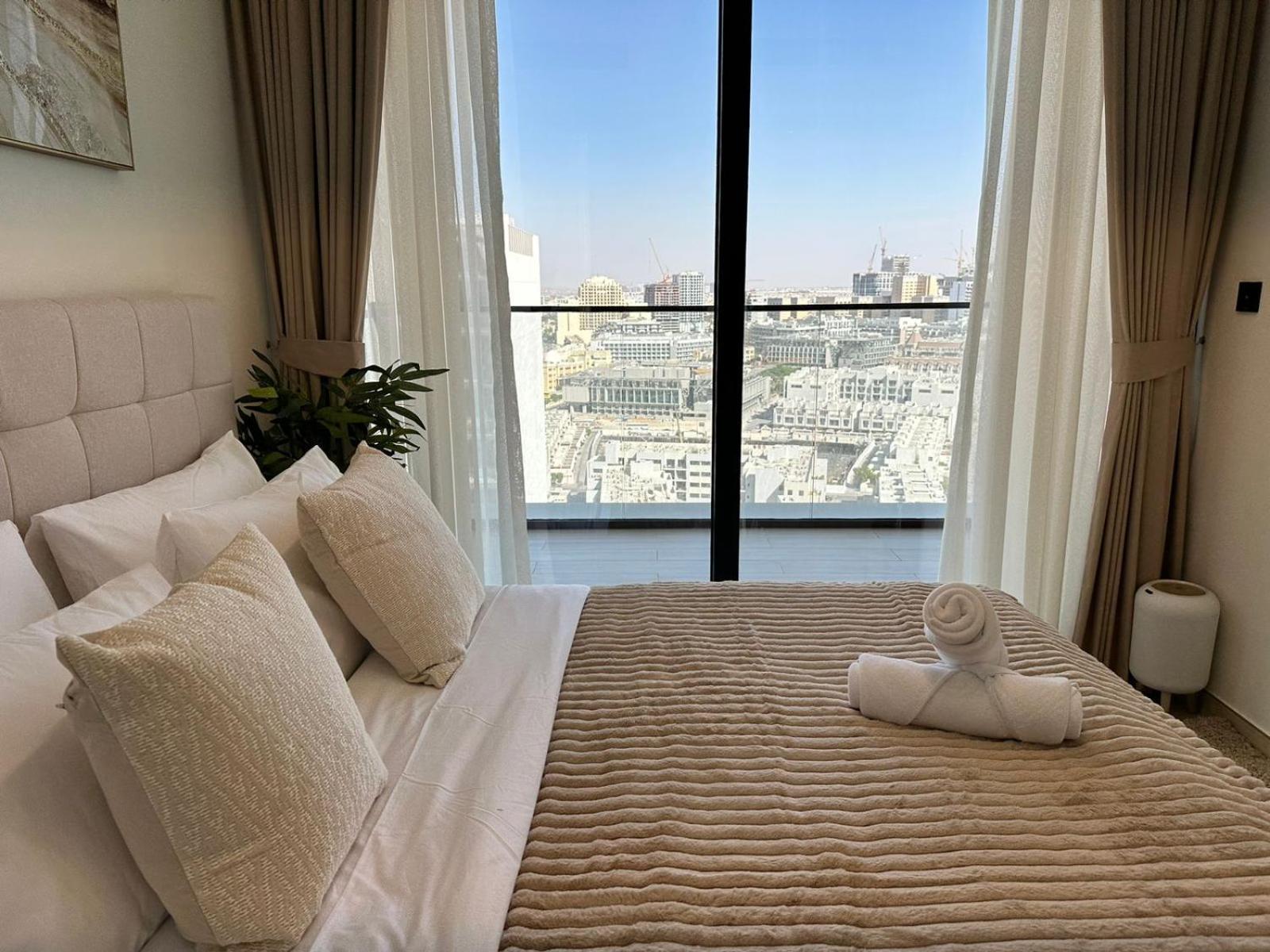Modern And Spacious 1 Bedroom In Jvc Apartment Dubai