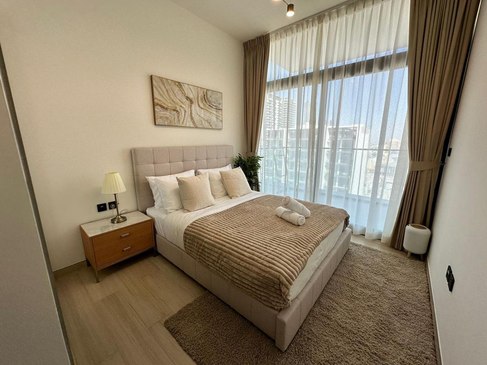 Modern And Spacious 1 Bedroom In Jvc
