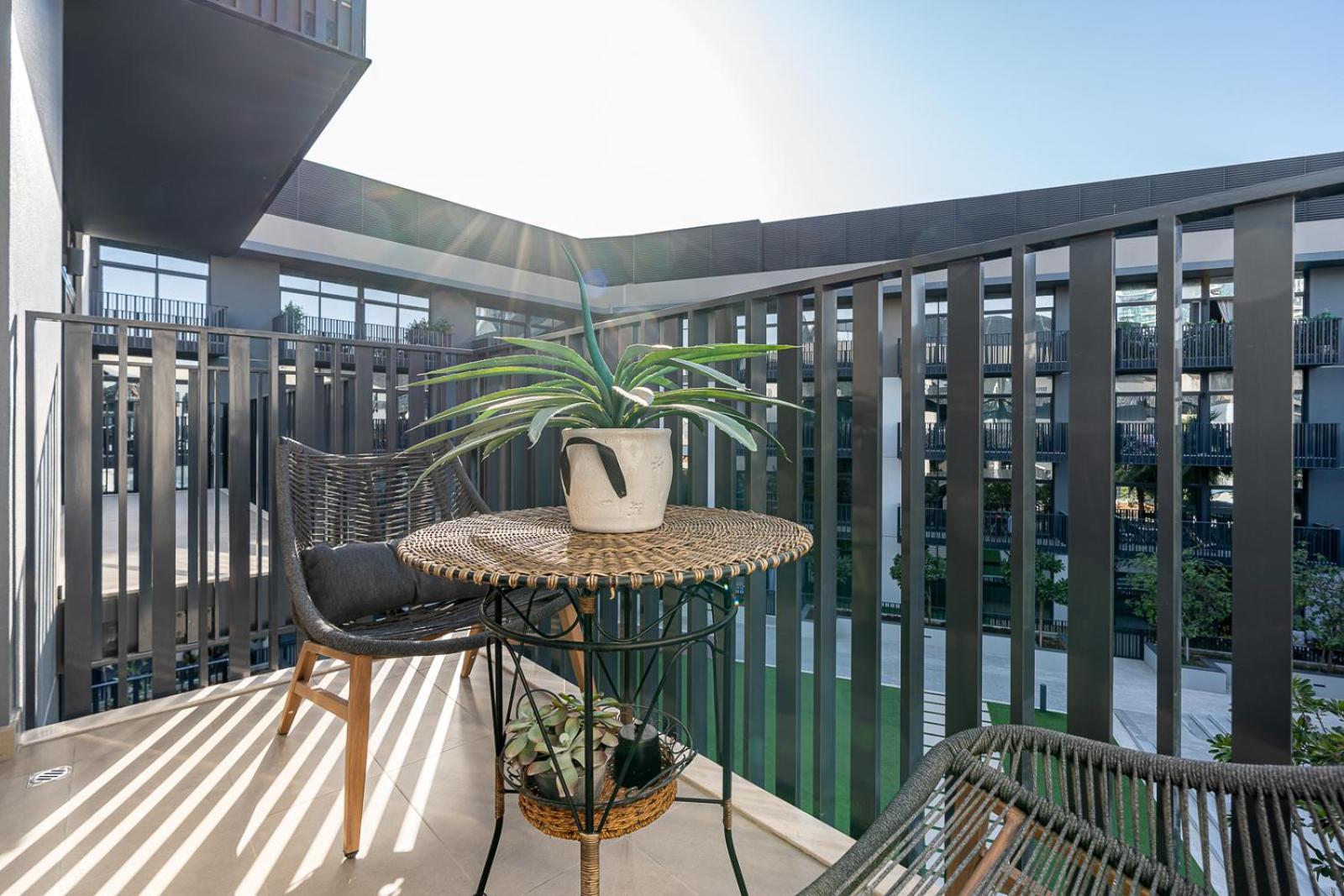 Apartment Stylish 1br With Gym, Pool & Private Parking *