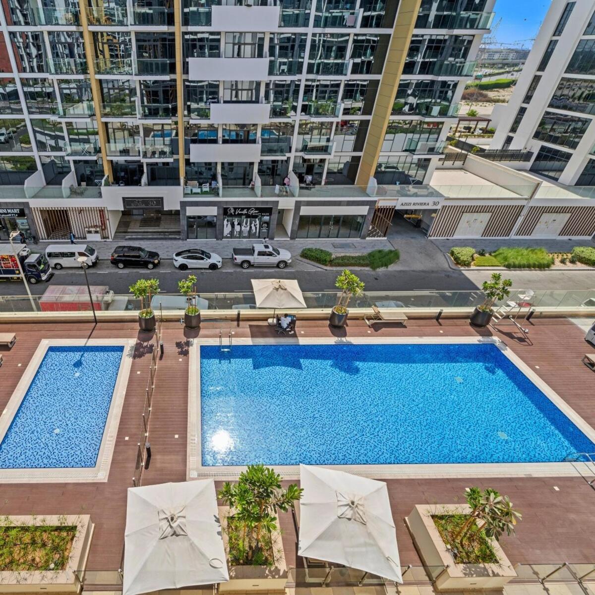 Spacious With Huge Balcony-azizi Riviera Apartment *