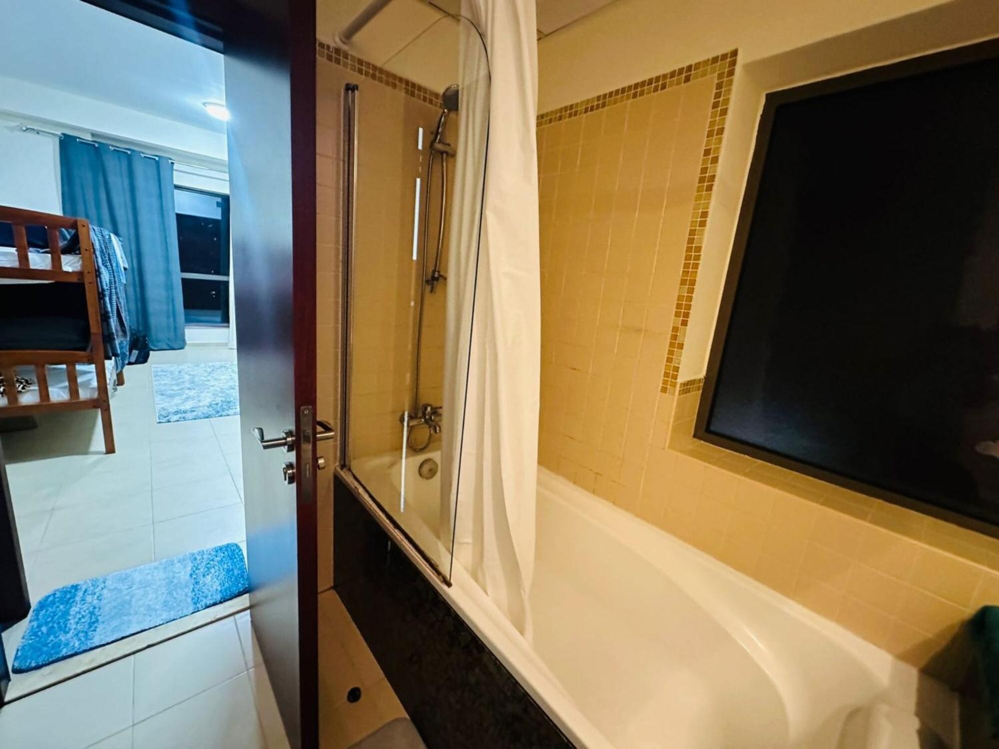 Homestay Ahlan Marina Jbr
