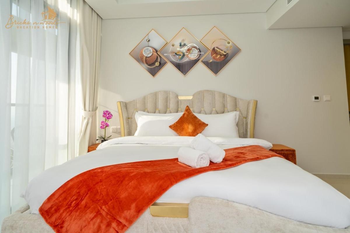 Luxury Sea View High Floor 3bhk Apartment