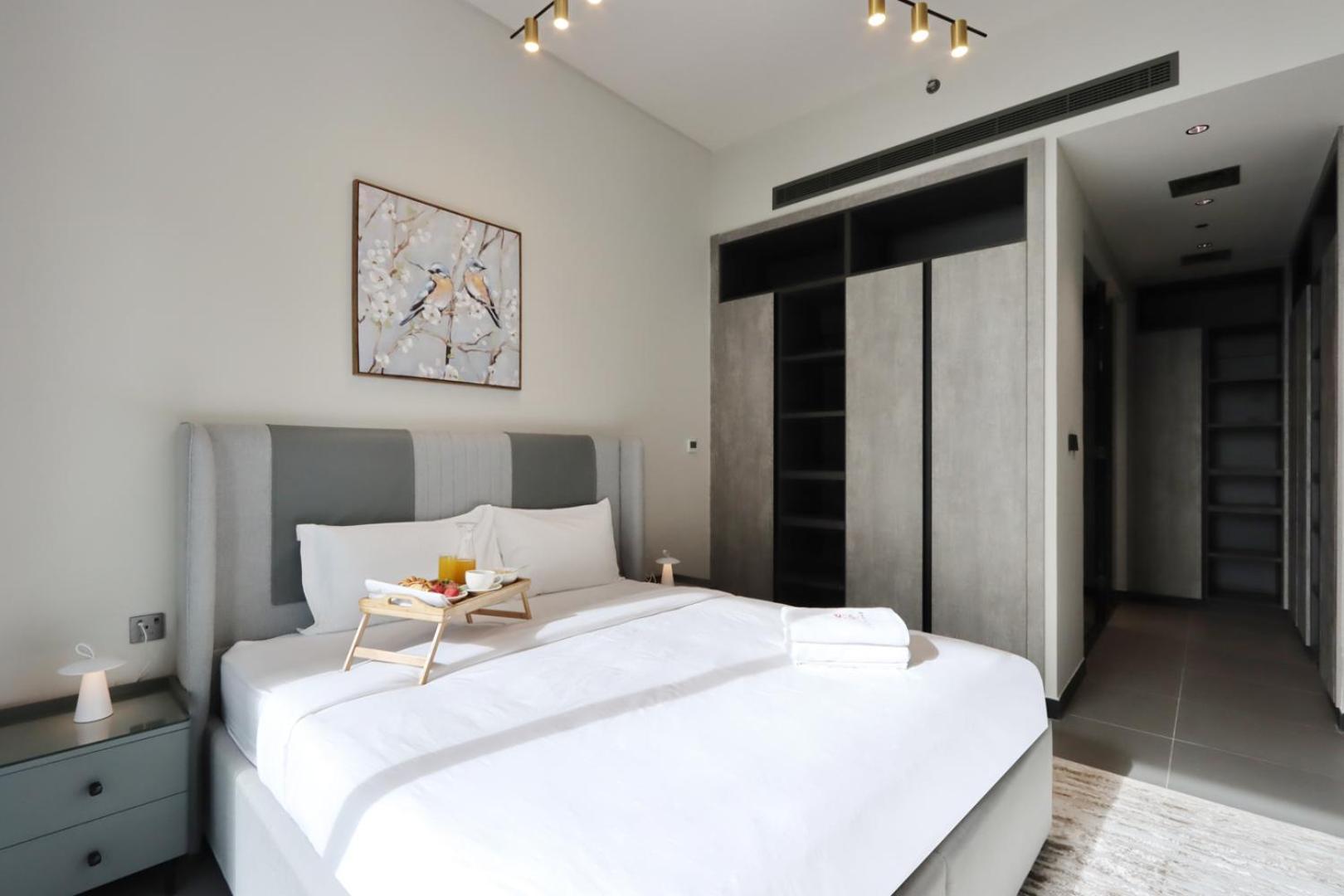 Livbnb-embrace Luxury And Comfort In Prime 1br,jlt Apartment