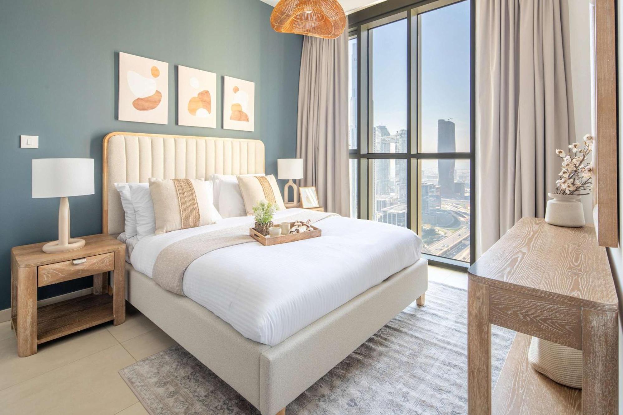 Frank Porter - Downtown Views Dubai