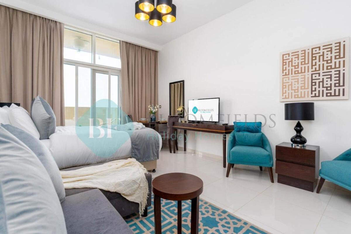 Bloomfields Stylish Stu In Damac Ghalia Apartment
