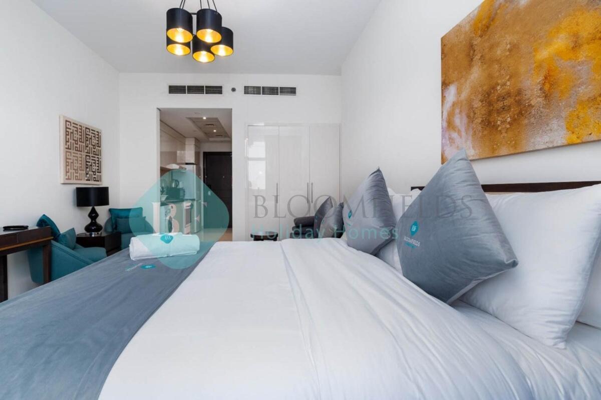 Bloomfields Stylish Stu In Damac Ghalia *
