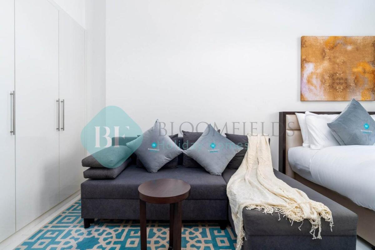 Bloomfields Stylish Stu In Damac Ghalia Apartment Dubai