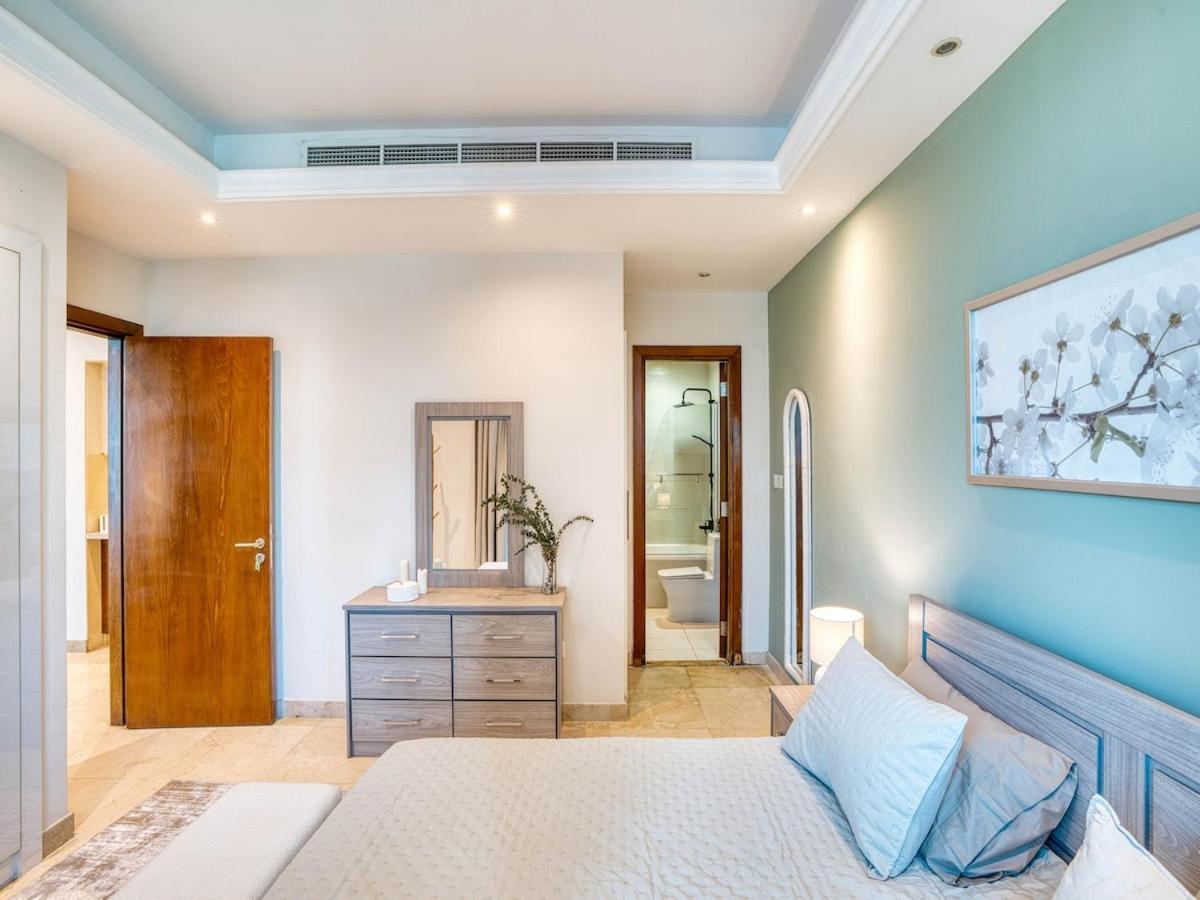 Classic Orra Marina-1br