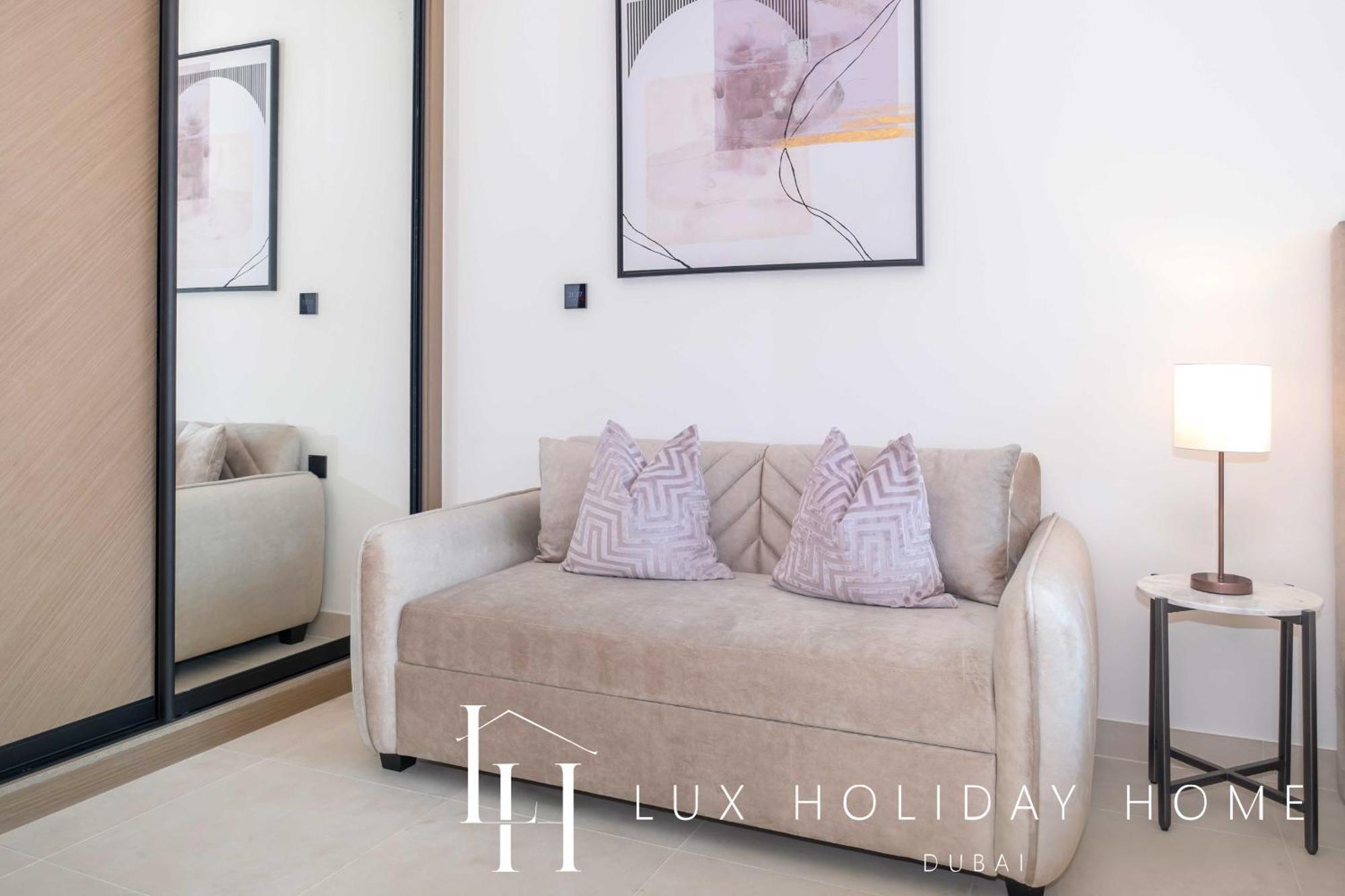 Lux The Modern Binghatti Canal Apartment