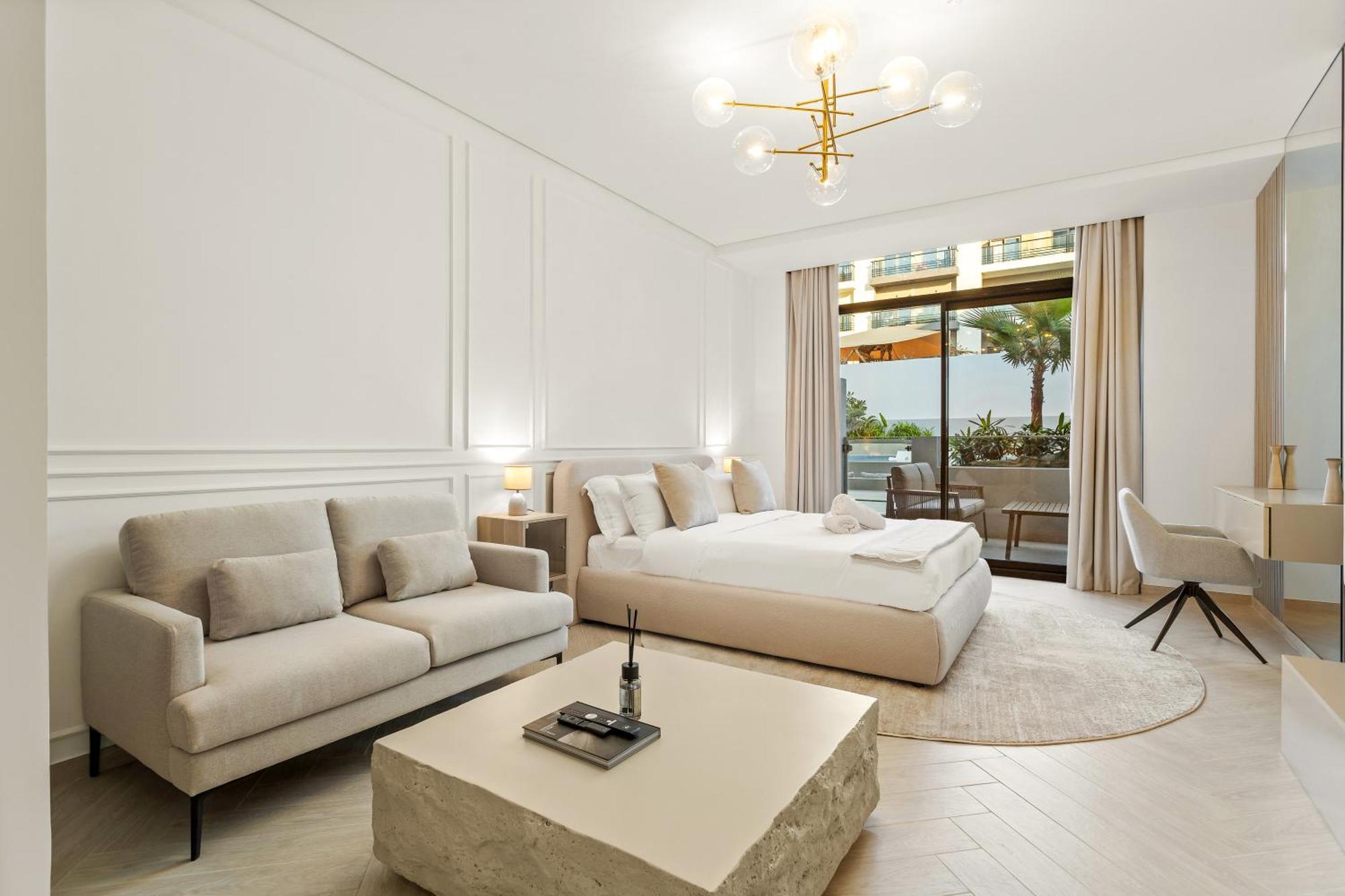 Apartment Spacious In Jvc With Balcony & Direct Pool Access Dubai