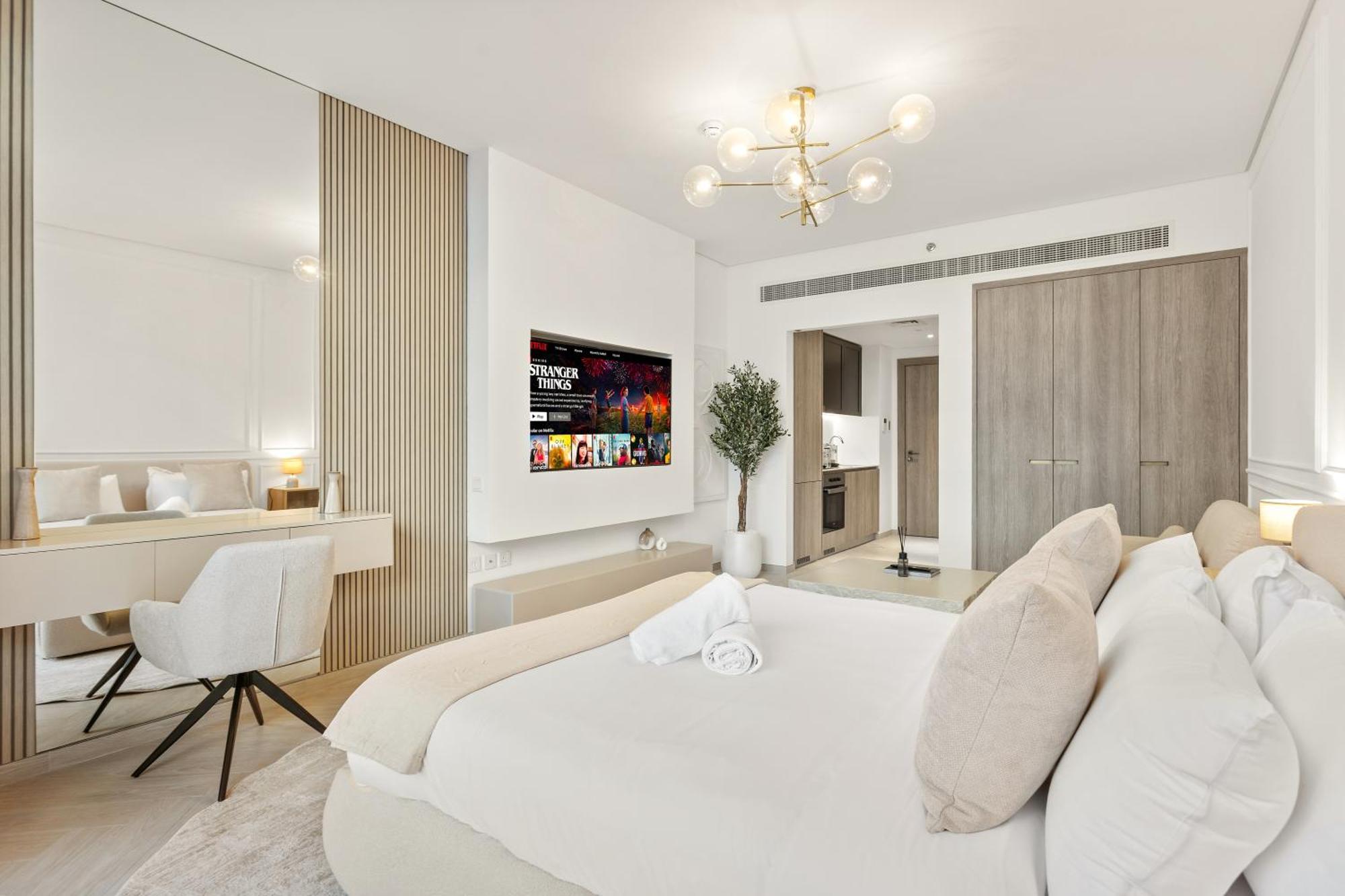 Apartment Spacious In Jvc With Balcony & Direct Pool Access Dubai