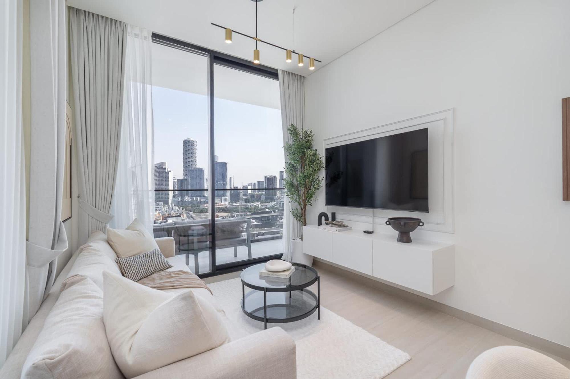 Tranquil 2 Bedroom In Binghatti Onyx With A Private Pool And View Apartment Dubai