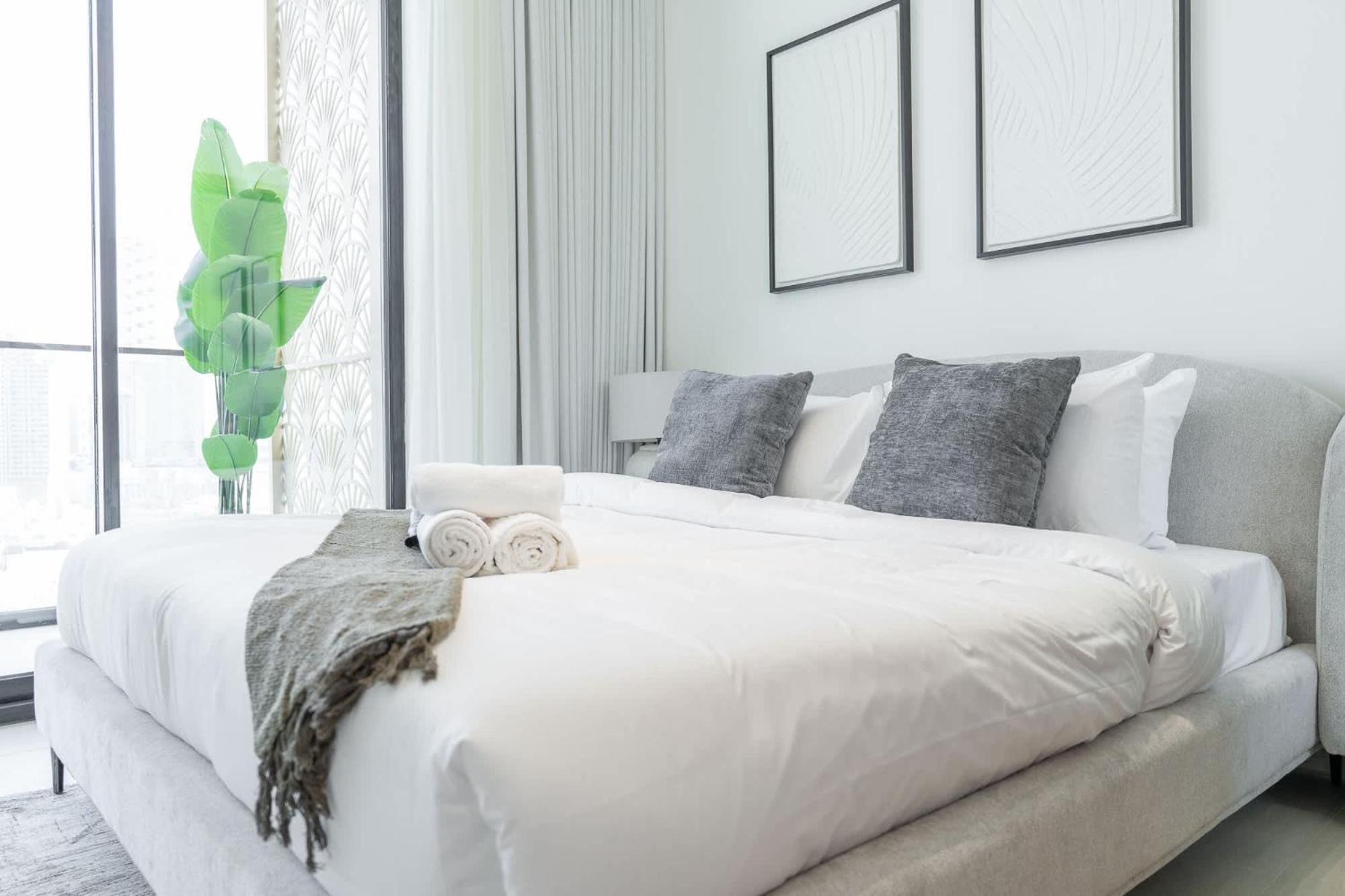 Apartment Tranquil 2 Bedroom In Binghatti Onyx With A Private Pool And View Dubai