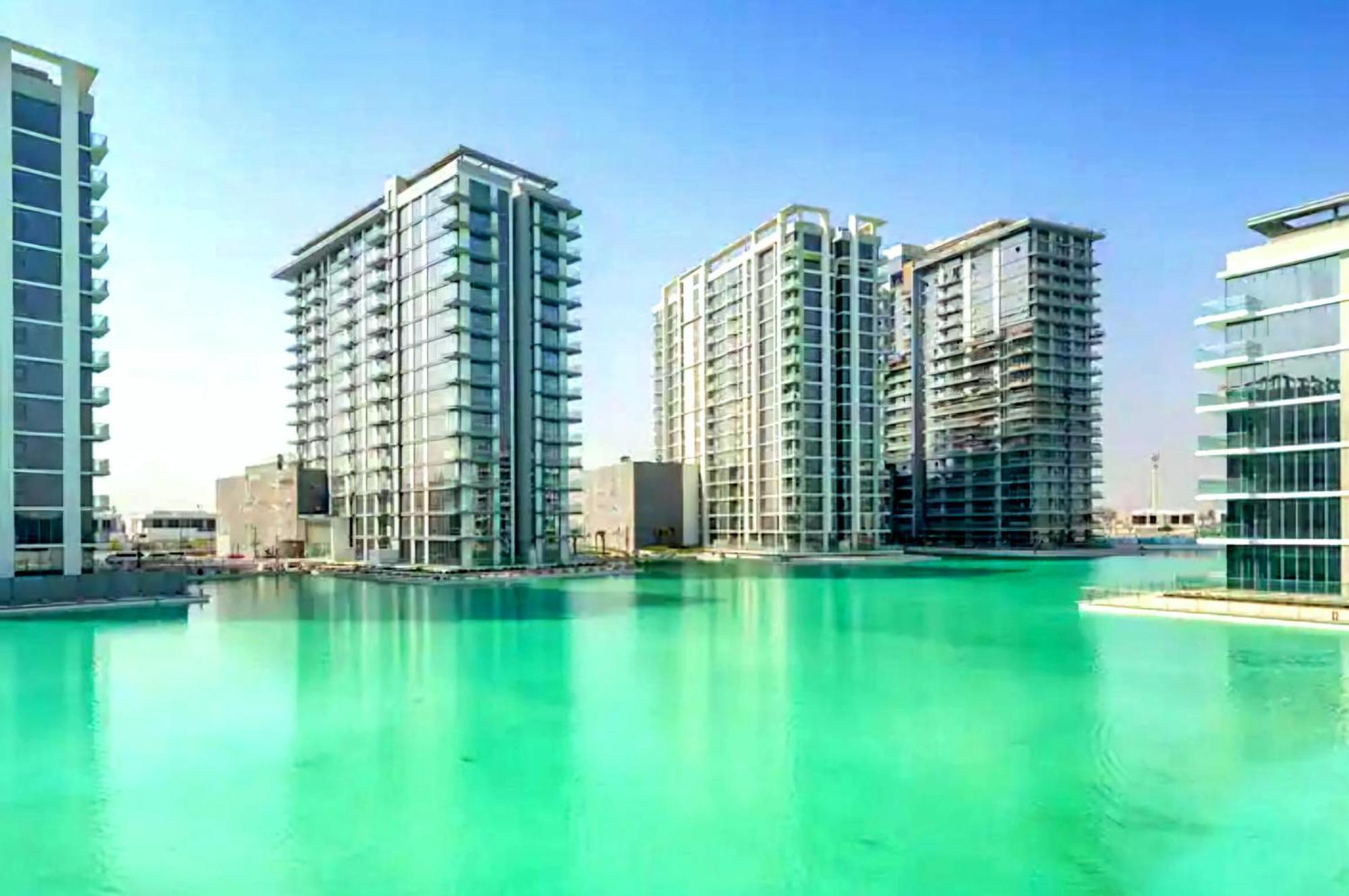 Luxury Waterfront 1br - Lagoon Escape Apartment *