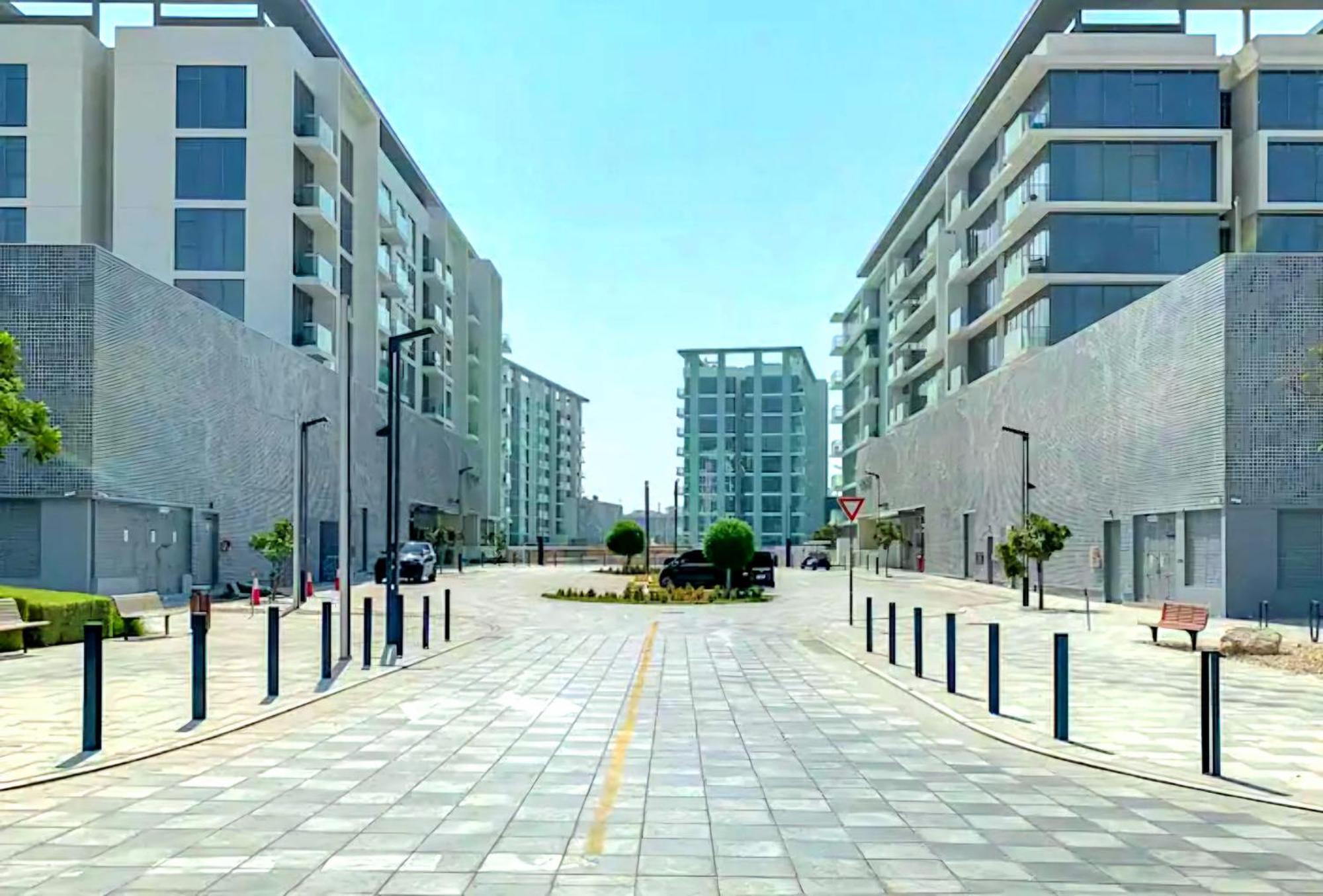 Apartment Luxury Waterfront 1br - Lagoon Escape Dubai