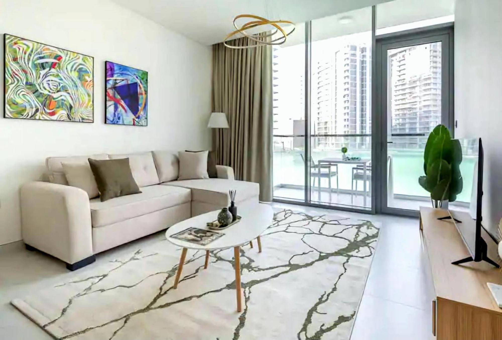 Luxury Waterfront 1br - Lagoon Escape *