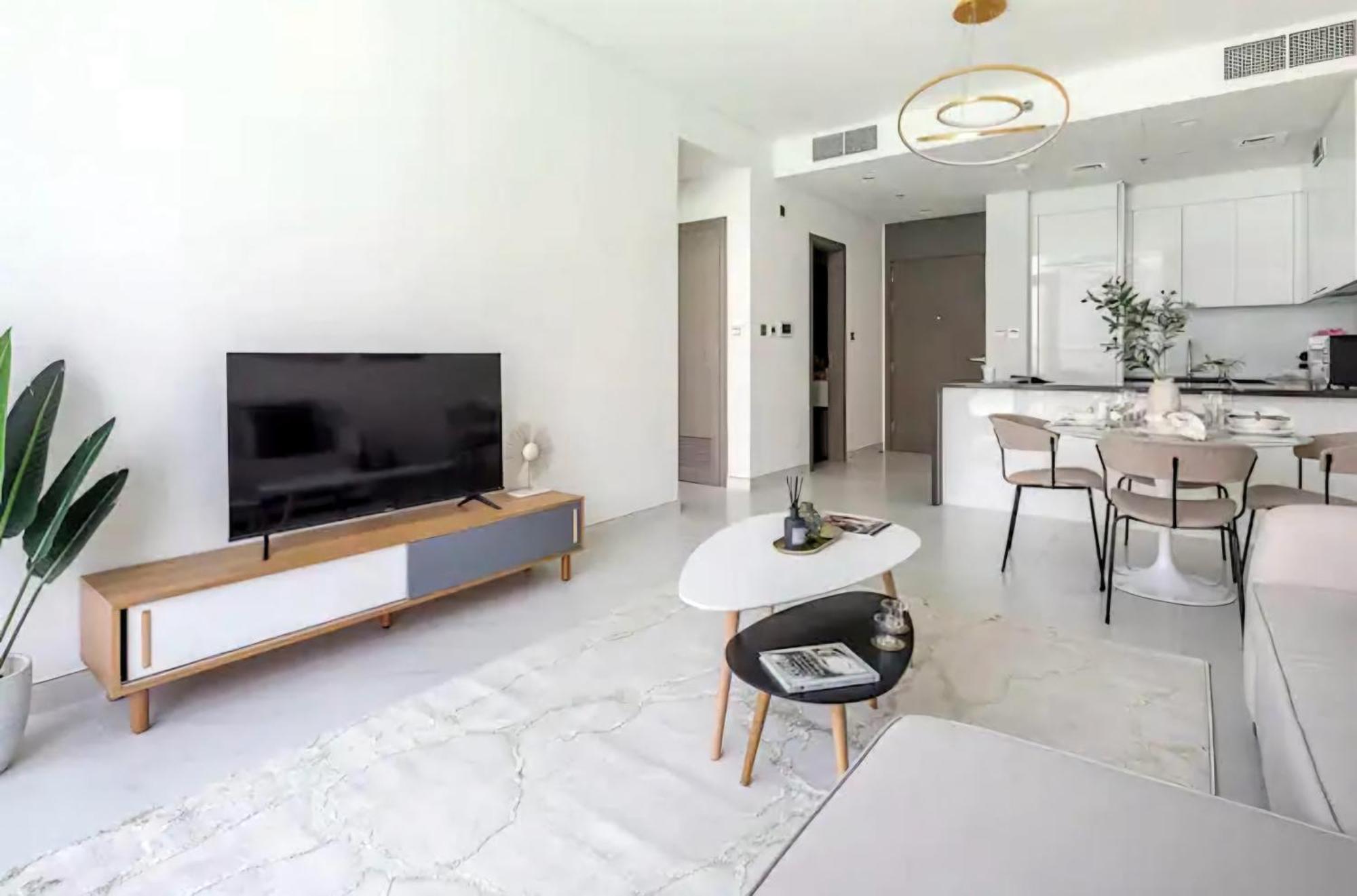 Luxury Waterfront 1br - Lagoon Escape *