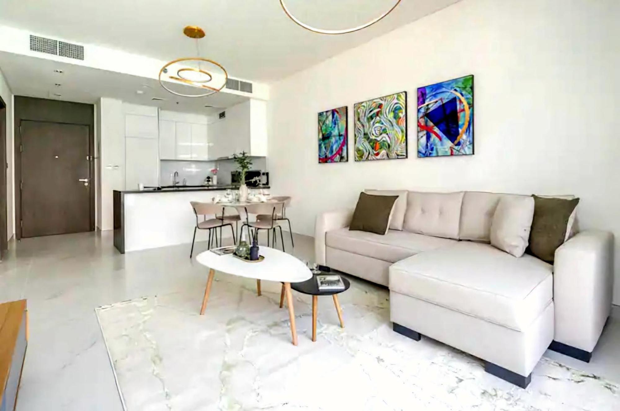 Luxury Waterfront 1br - Lagoon Escape Dubai