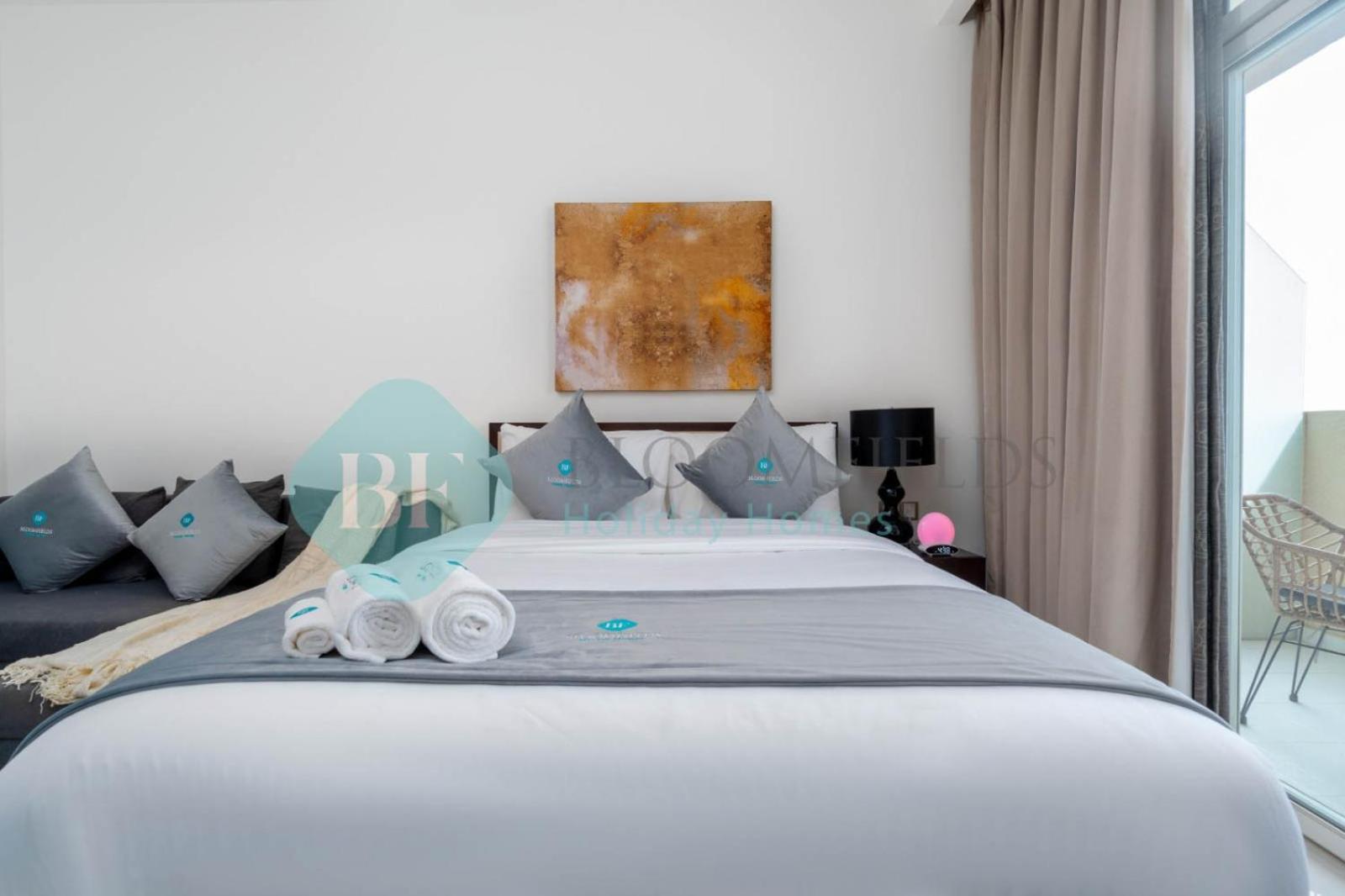 Bloomfields Stylish Stu In Damac Ghalia *