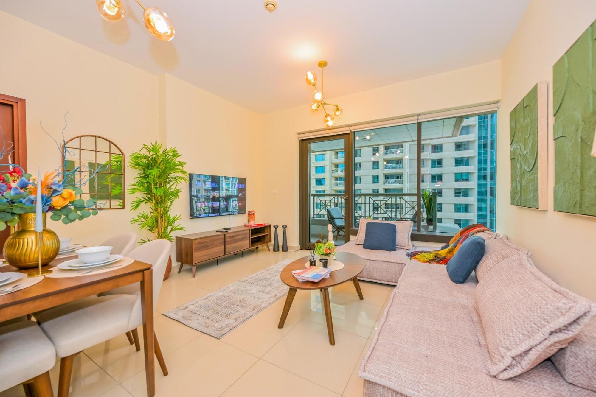 New 2br Stunning Burj & Fountain View Luxe Downtown Dubai